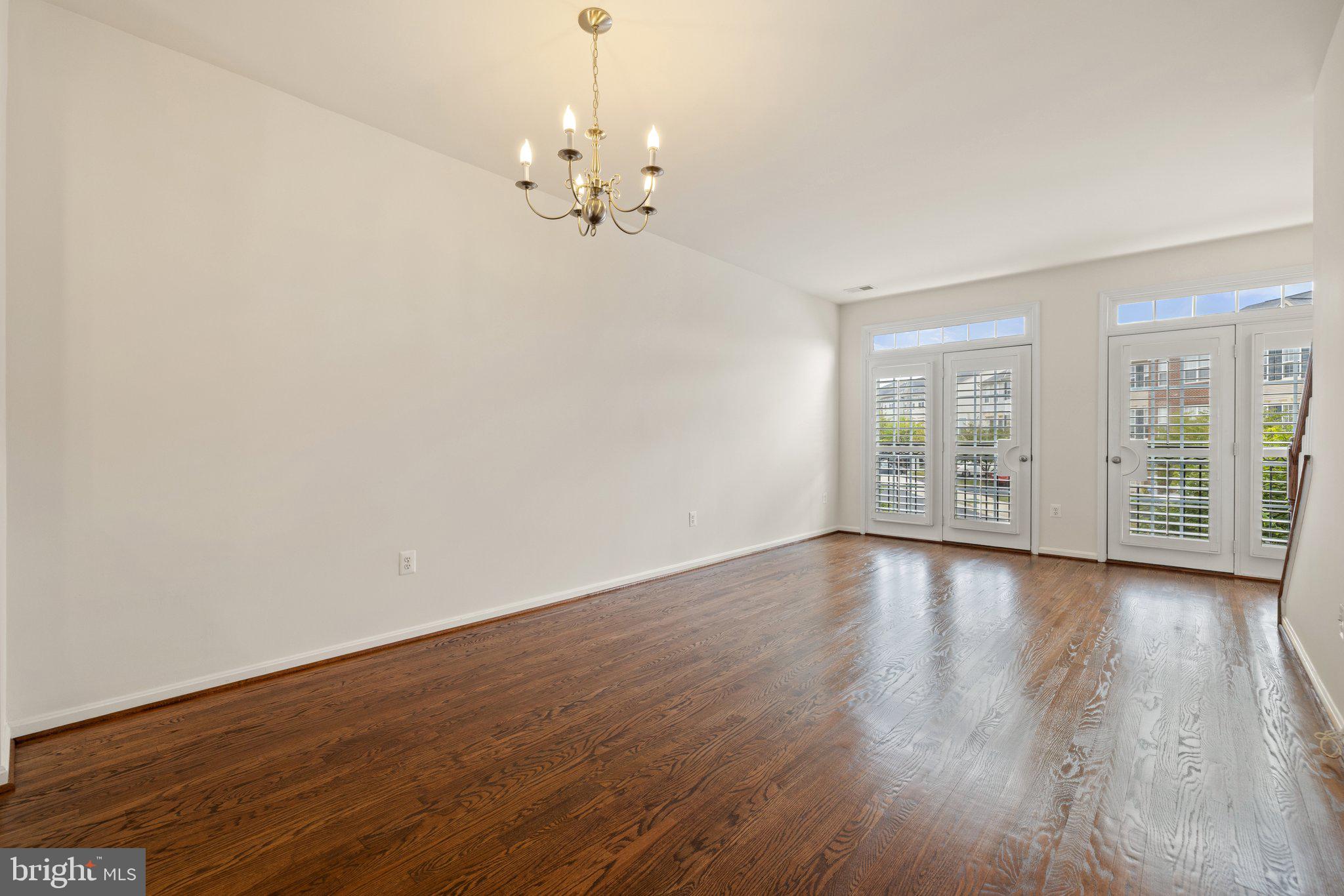 POWELLS RUN VILLAGE COND - Residential Lease