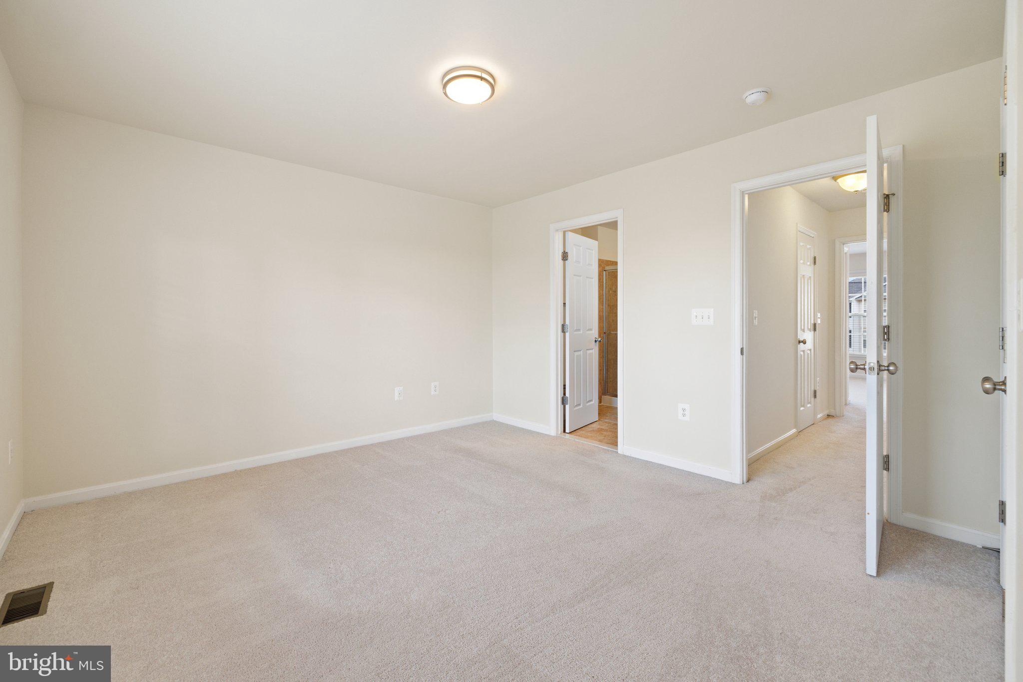 POWELLS RUN VILLAGE COND - Residential Lease