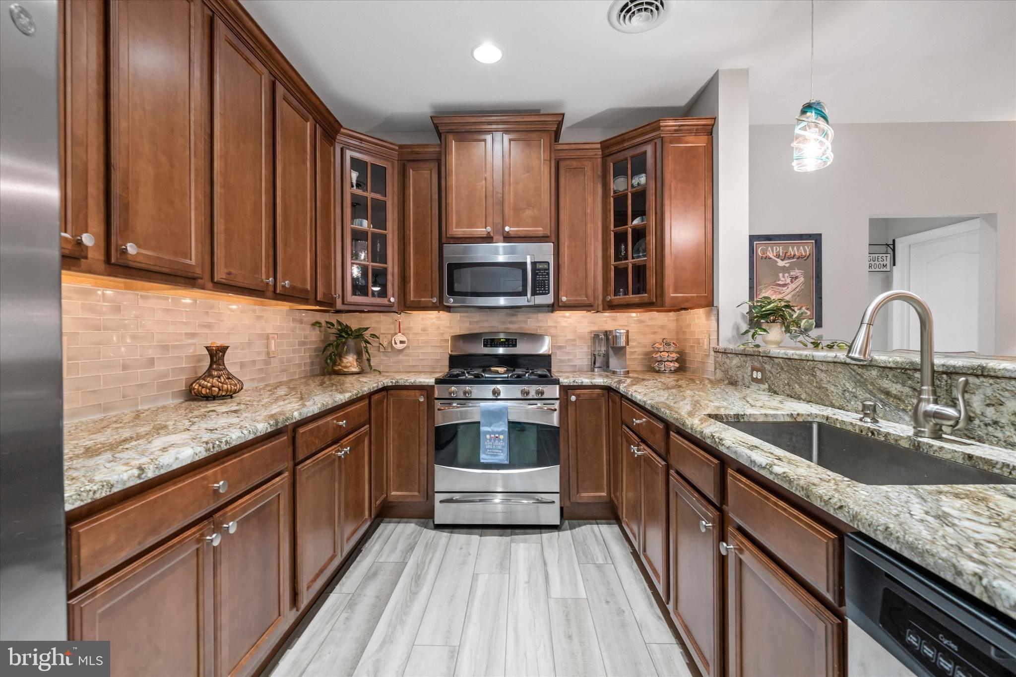 12001 OLD VINE BOULEVARD 302