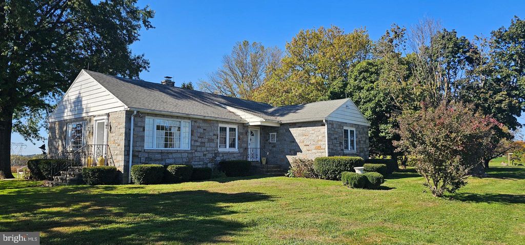 Photo of 401 Limestone Road, OXFORD, PA 19363 (MLS # PACT2111858)