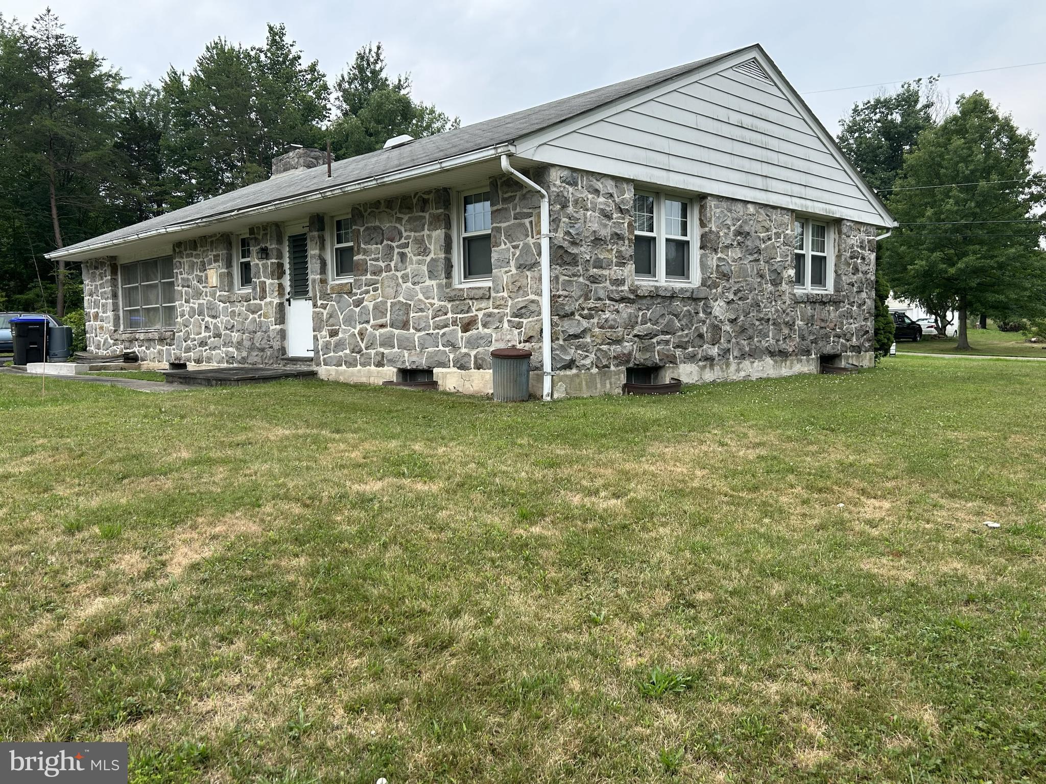 2122 YARNALL ROAD