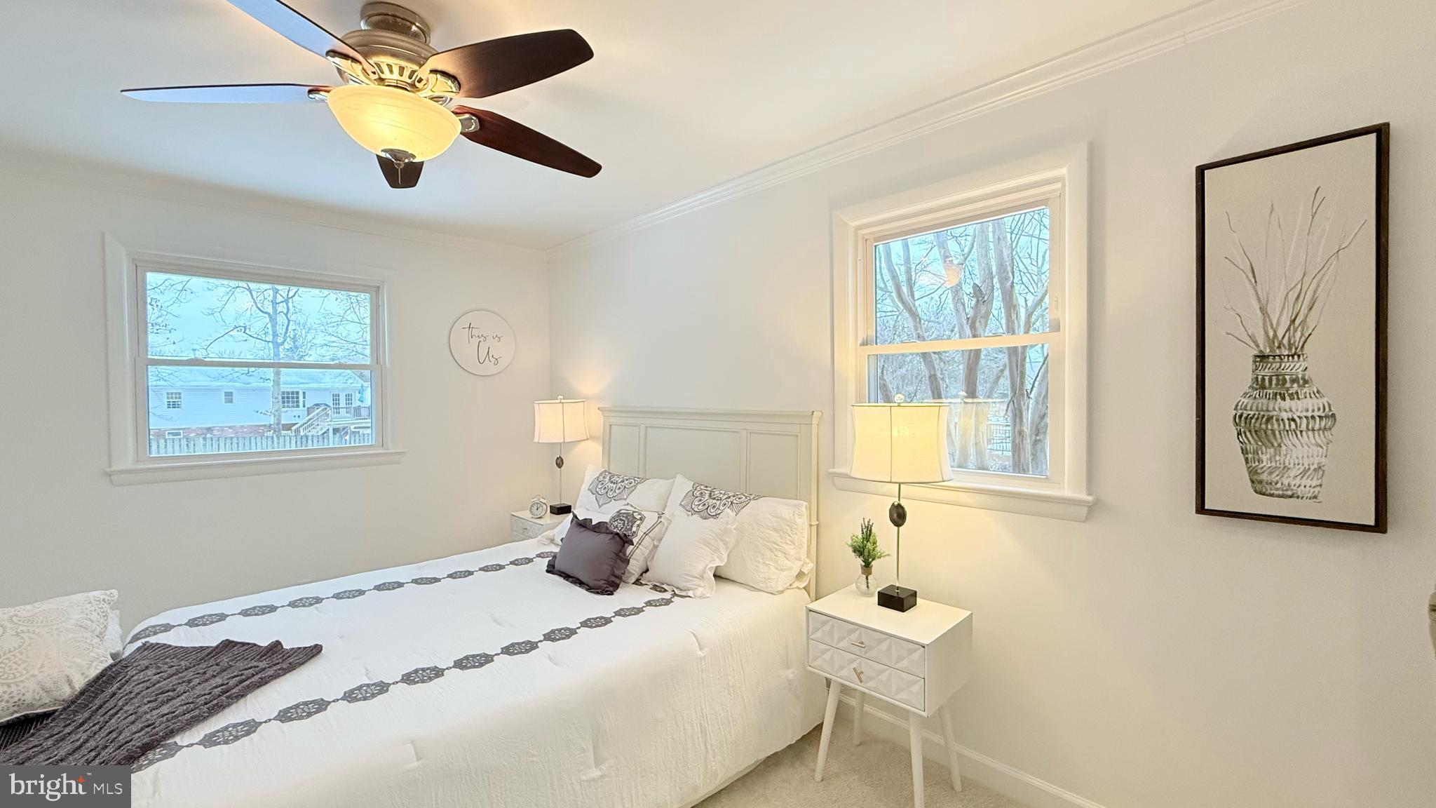 COUNTRY CLUB MANOR - Residential