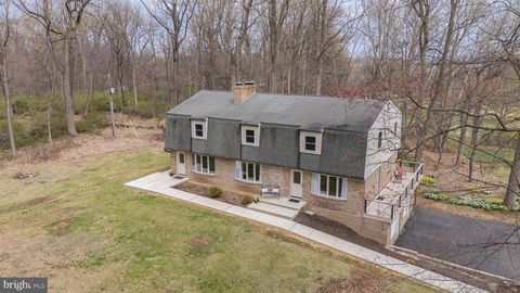 Photo of 510 Cassell Road, ELIZABETHTOWN, PA 17022 (MLS # PALA2066922)