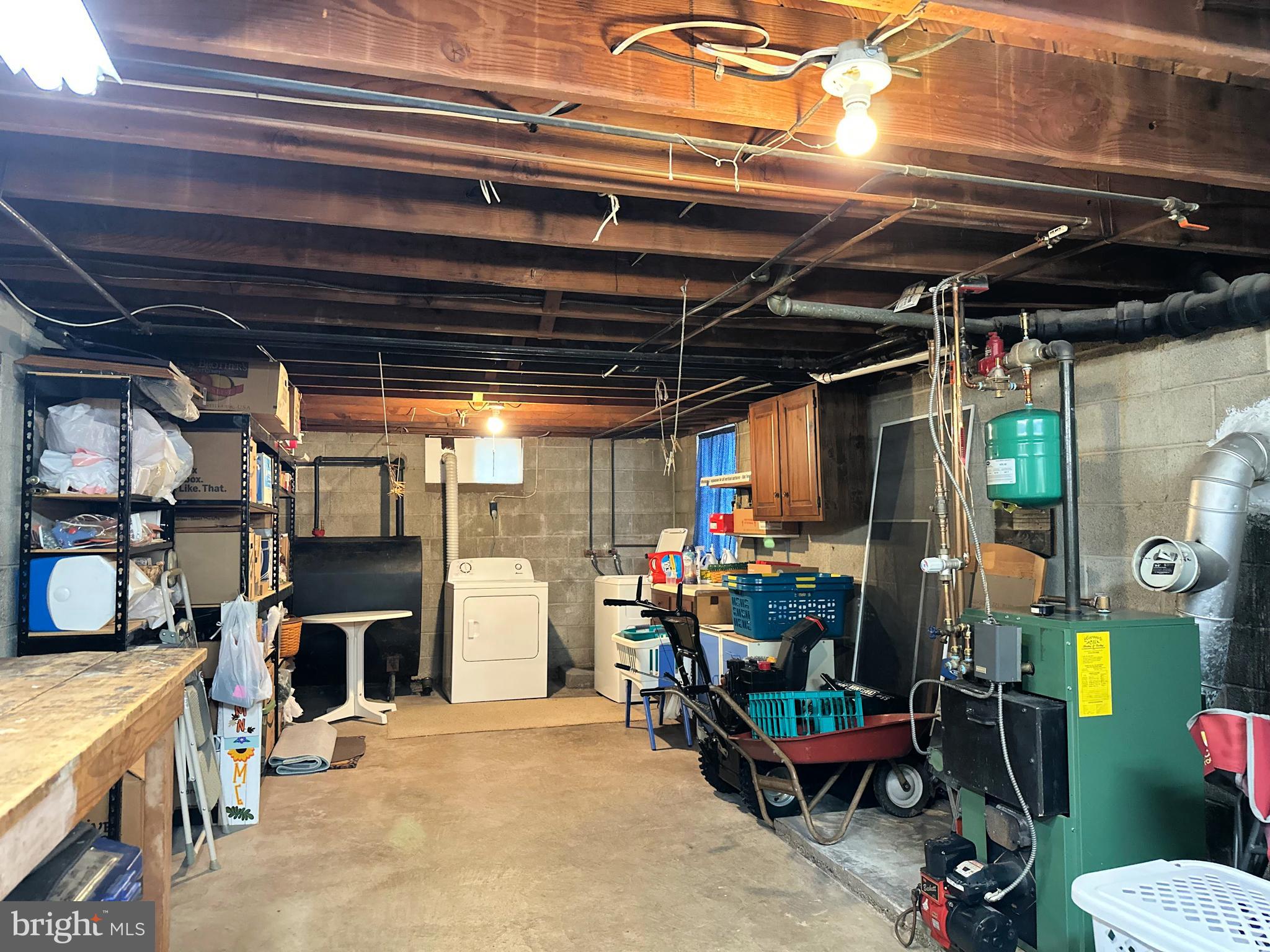 LAKESIDE - Residential