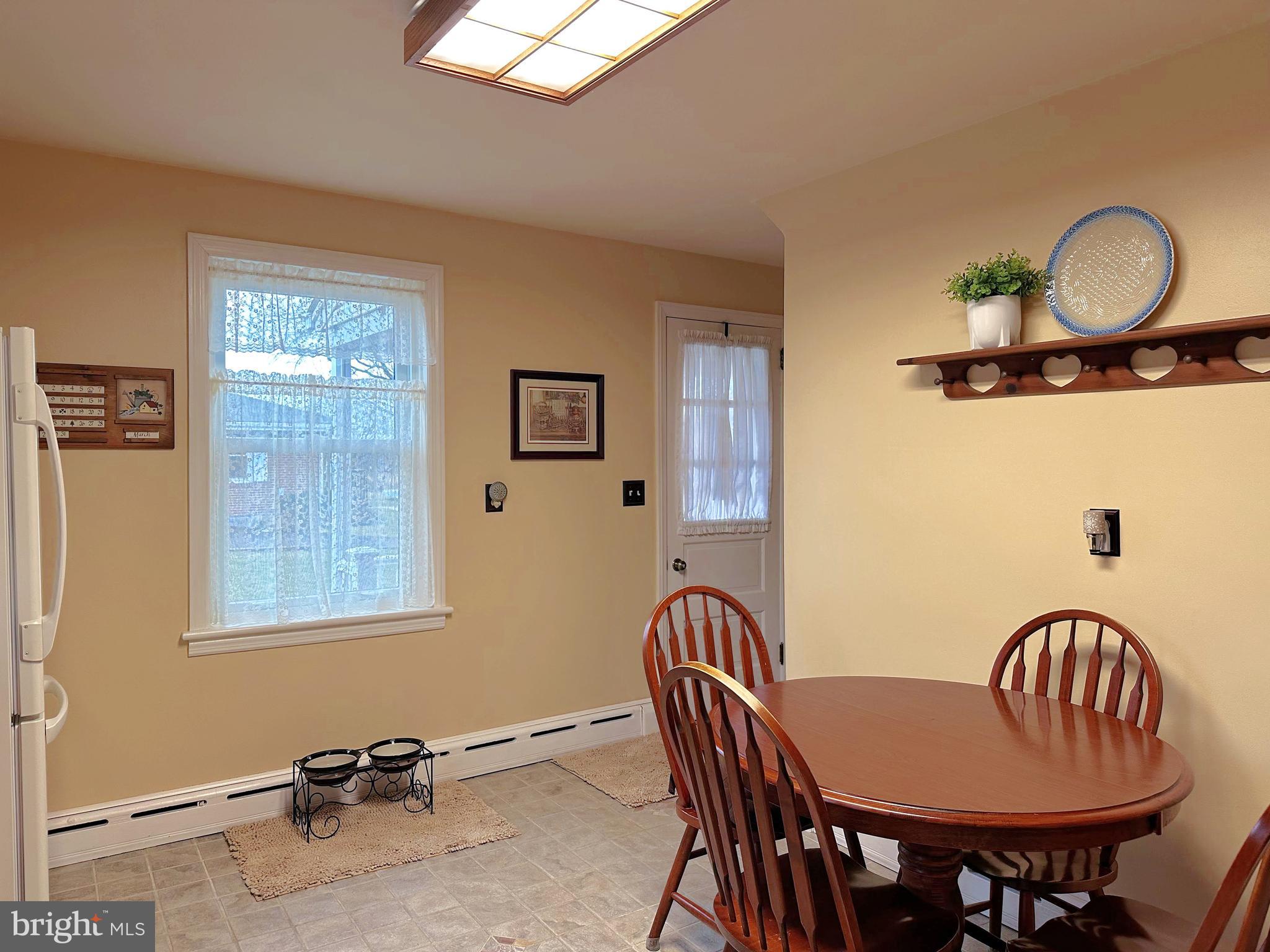 LAKESIDE - Residential