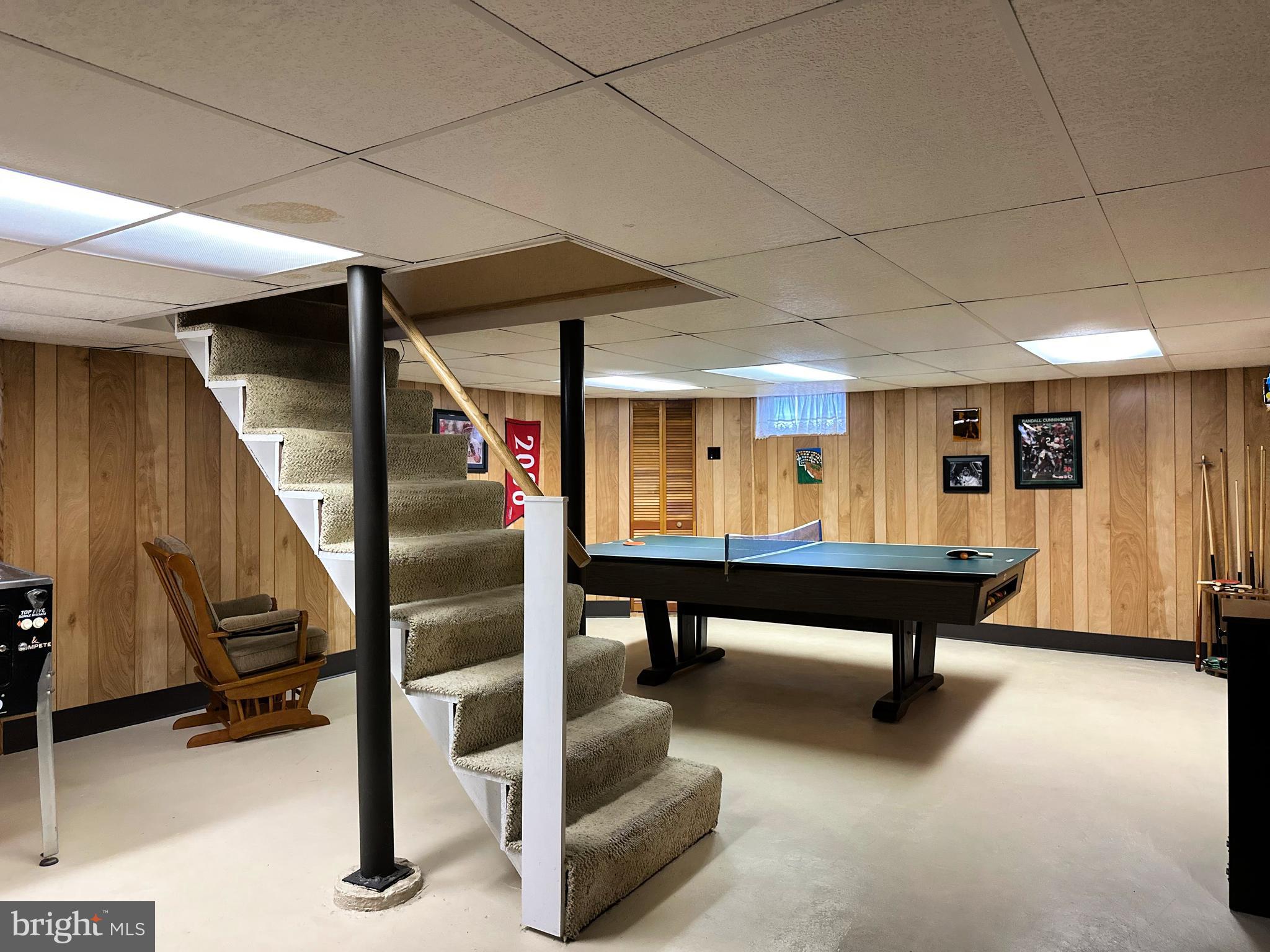 LAKESIDE - Residential