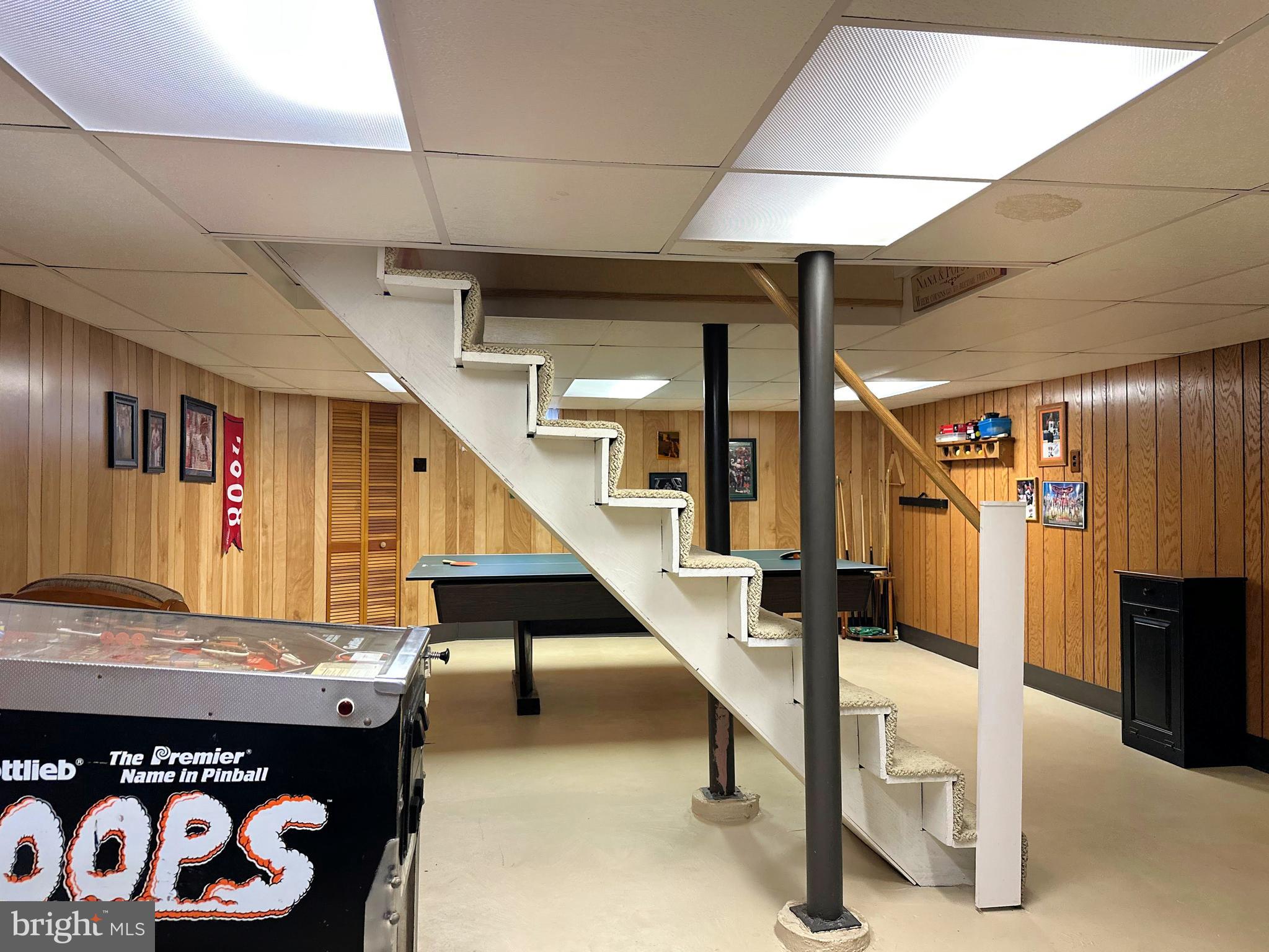 LAKESIDE - Residential