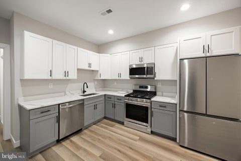 Condo For Rent - 2037 Mcculloh Street #2<br/> BALTIMORE, MD 21217