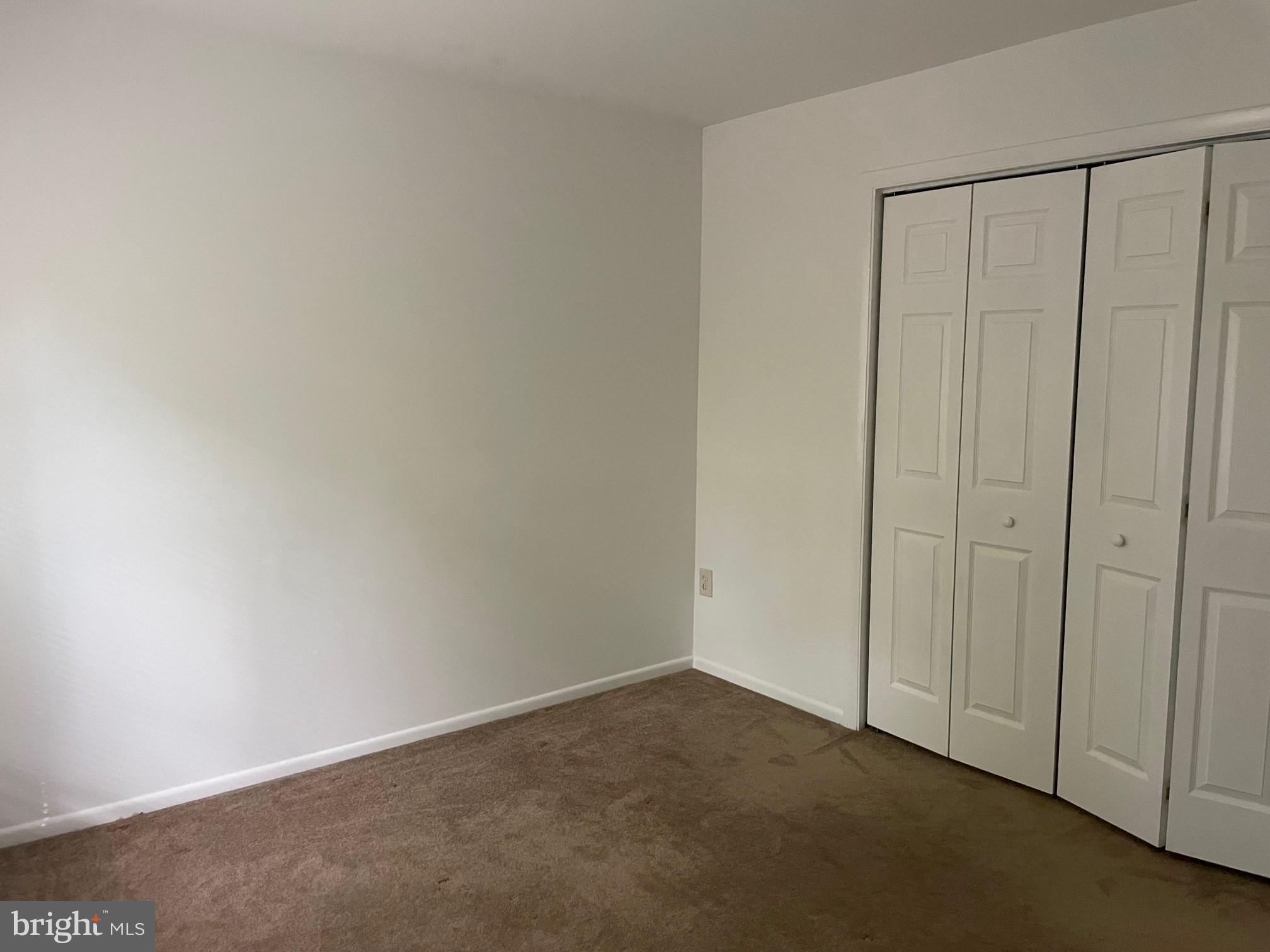 WALNUT RIDGE - Residential Lease