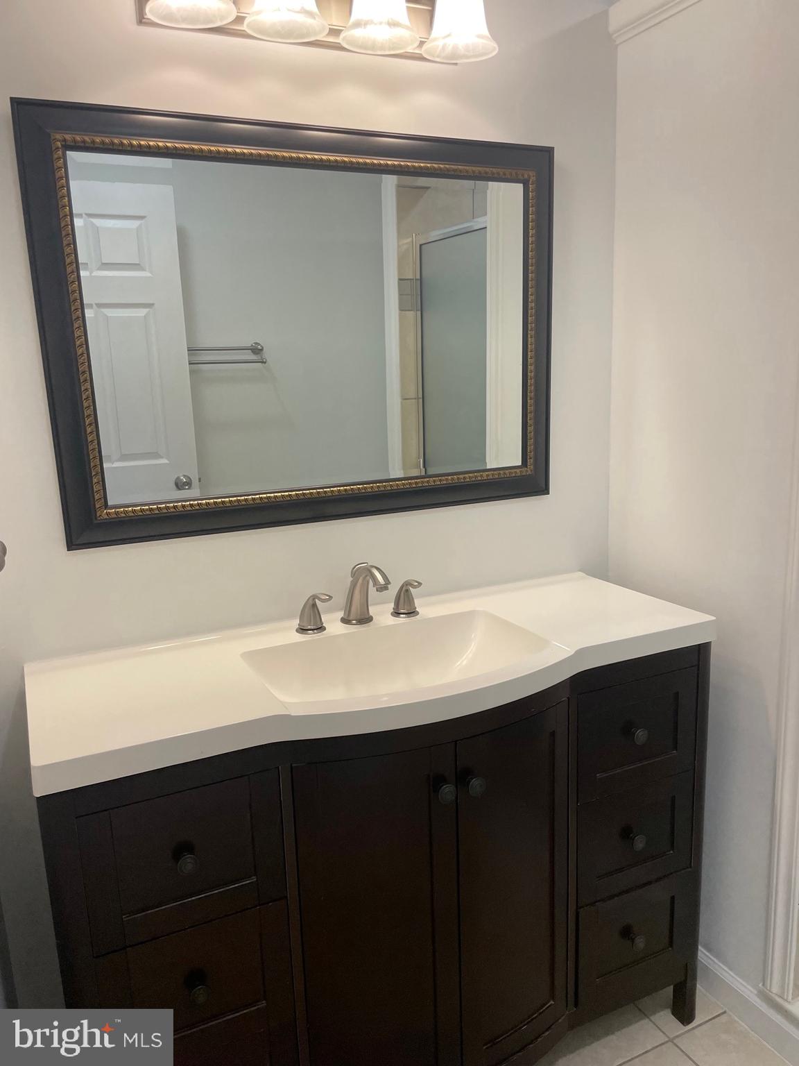 WALNUT RIDGE - Residential Lease