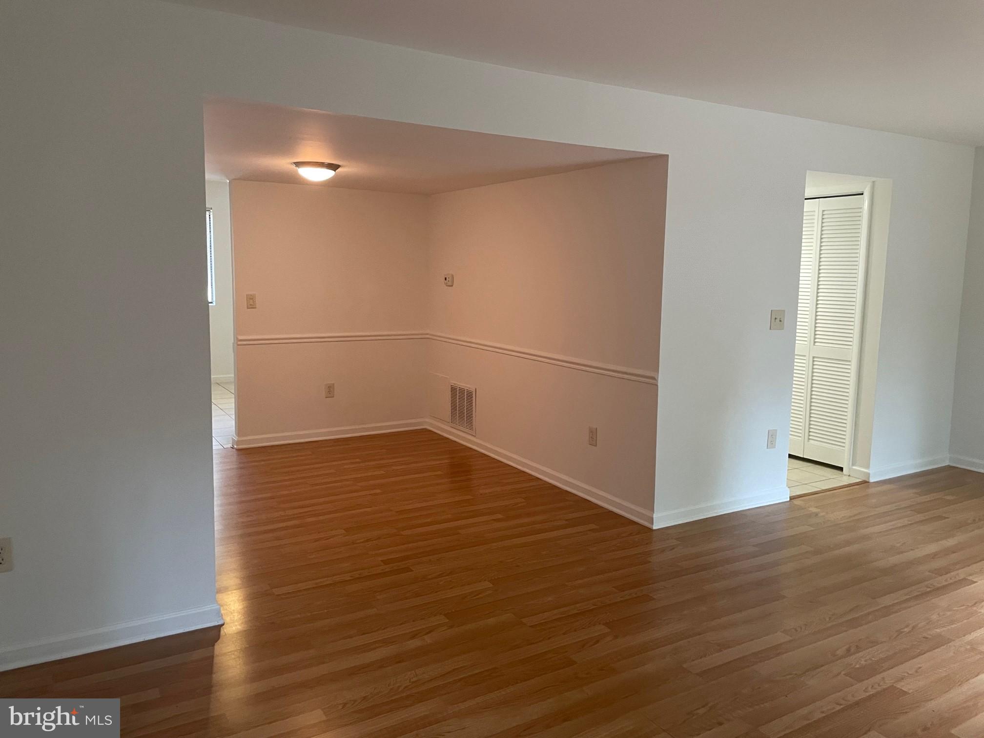 WALNUT RIDGE - Residential Lease