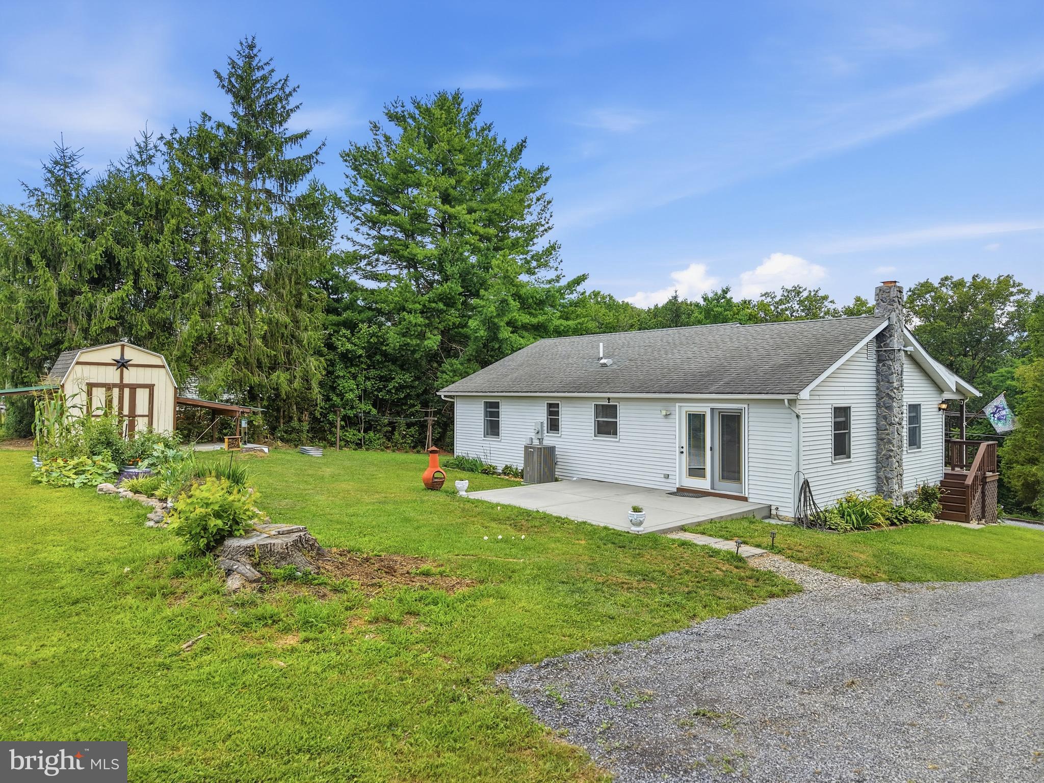 2756 RIDGE HOLLOW ROAD