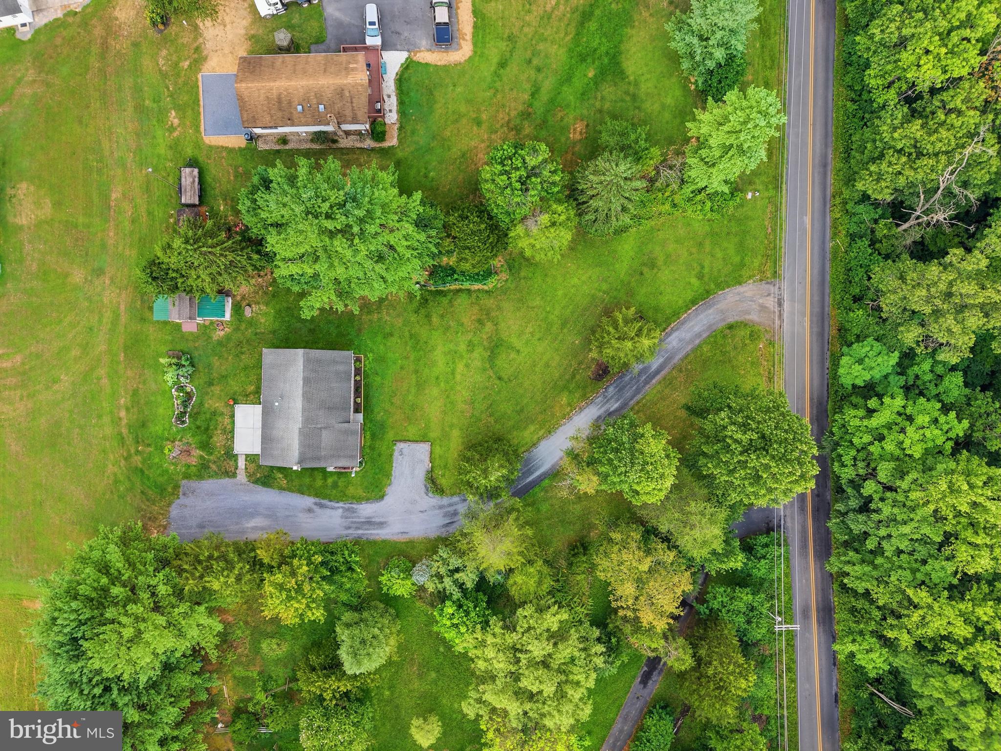 2756 RIDGE HOLLOW ROAD