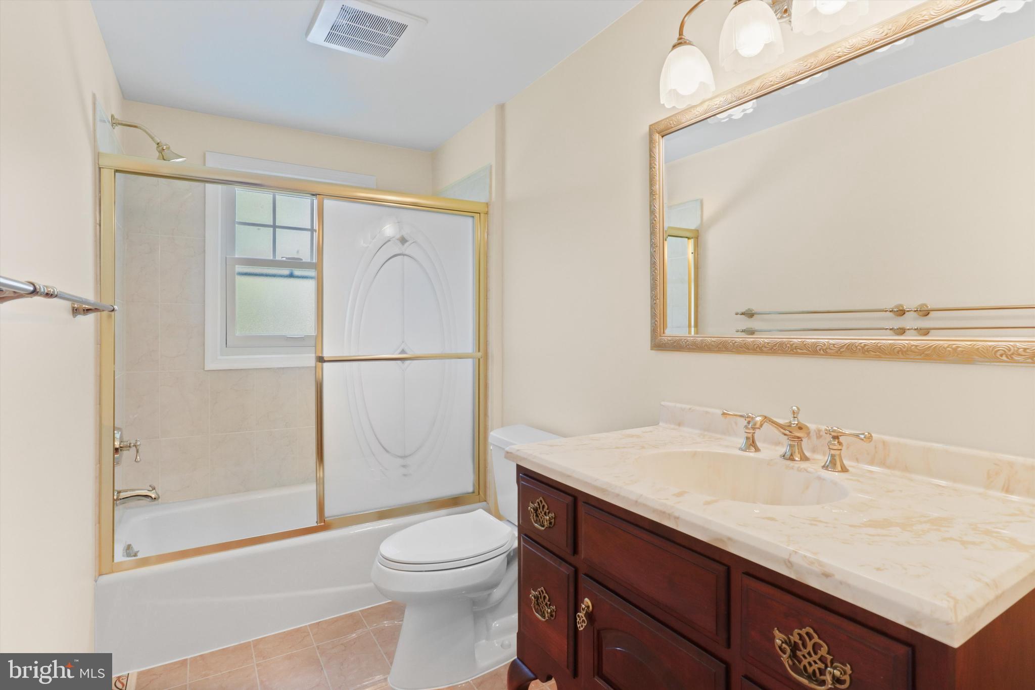 BARCROFT FOREST - Residential