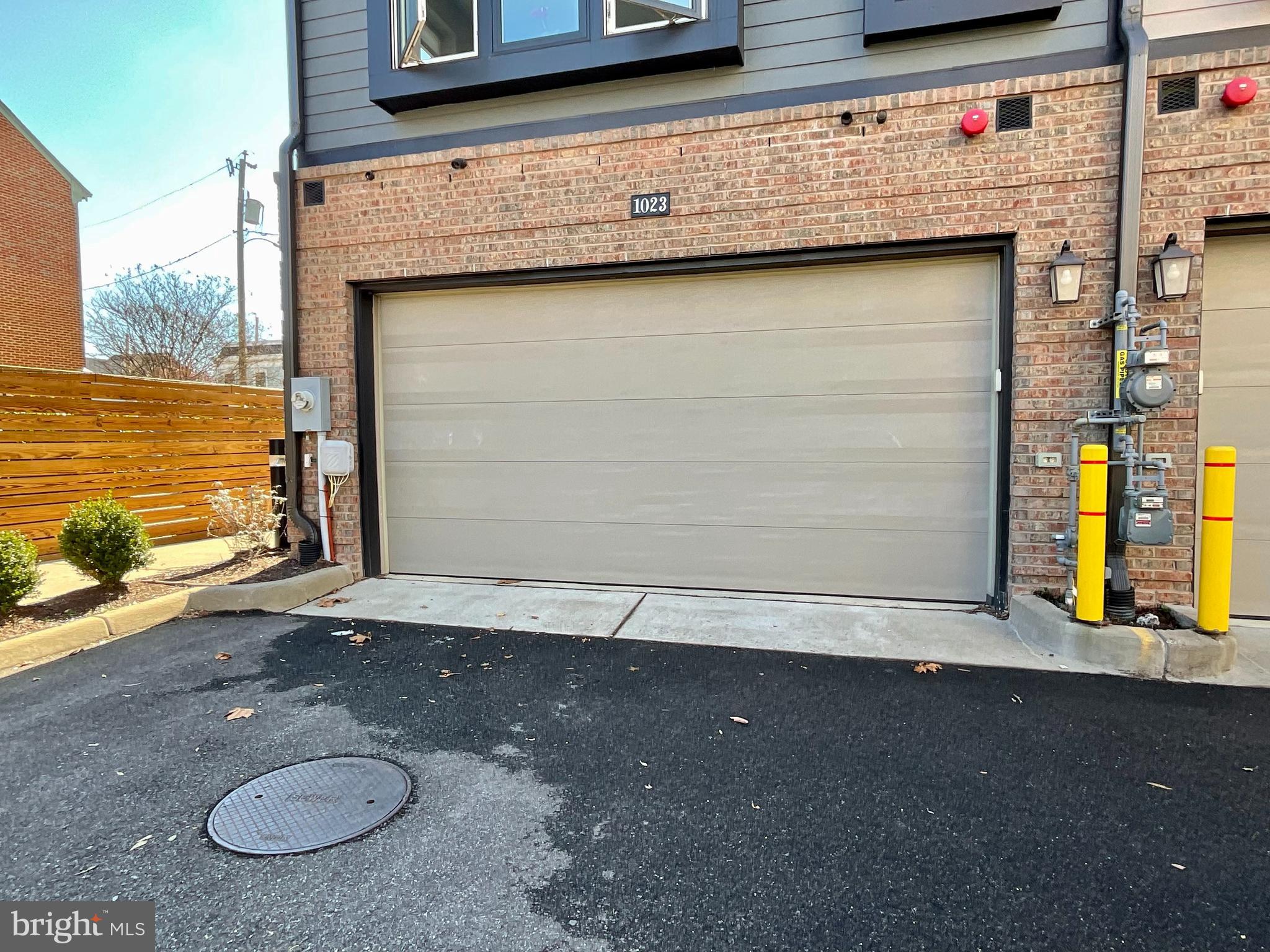 SLADE - Residential Lease