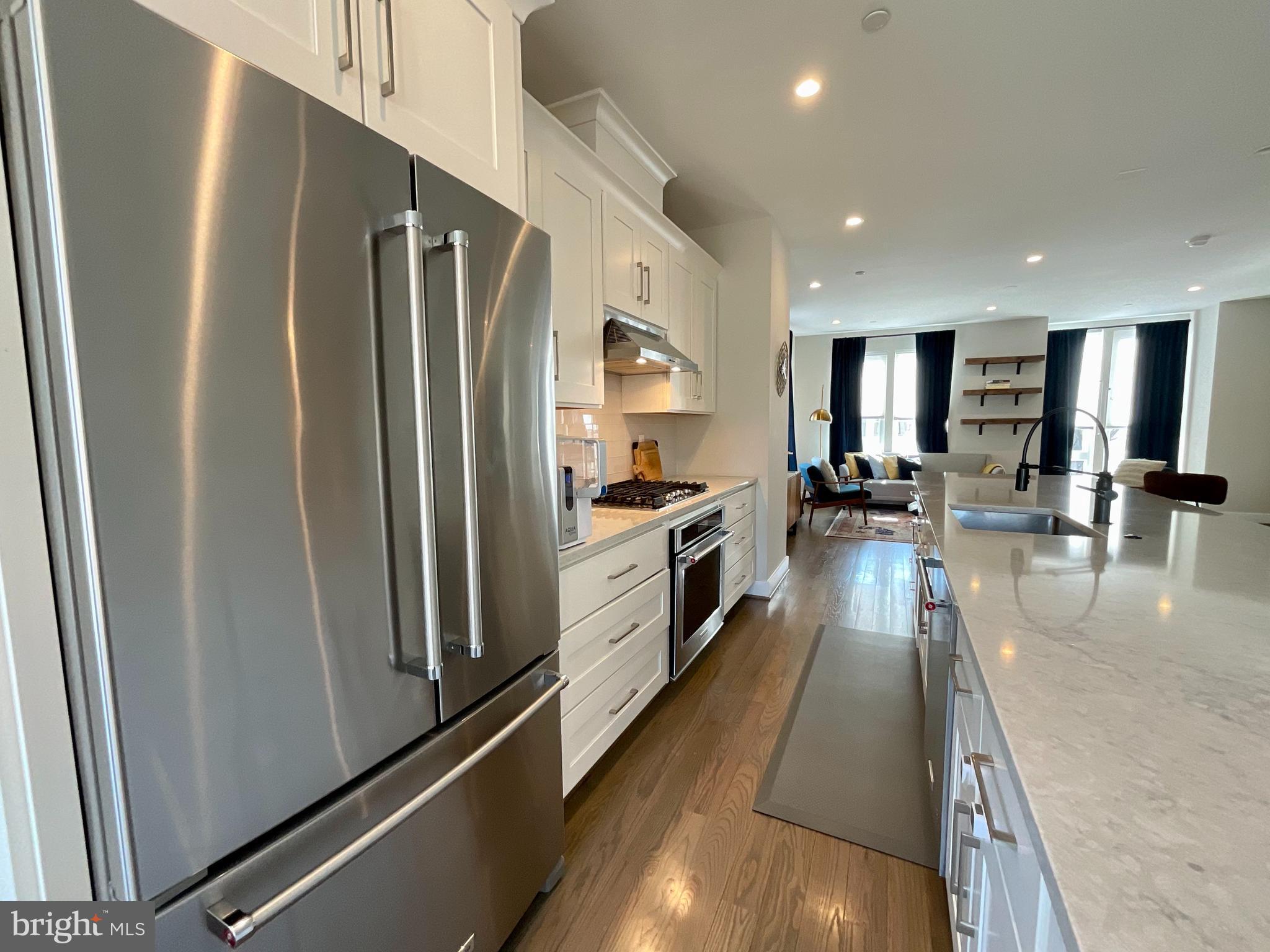 SLADE - Residential Lease