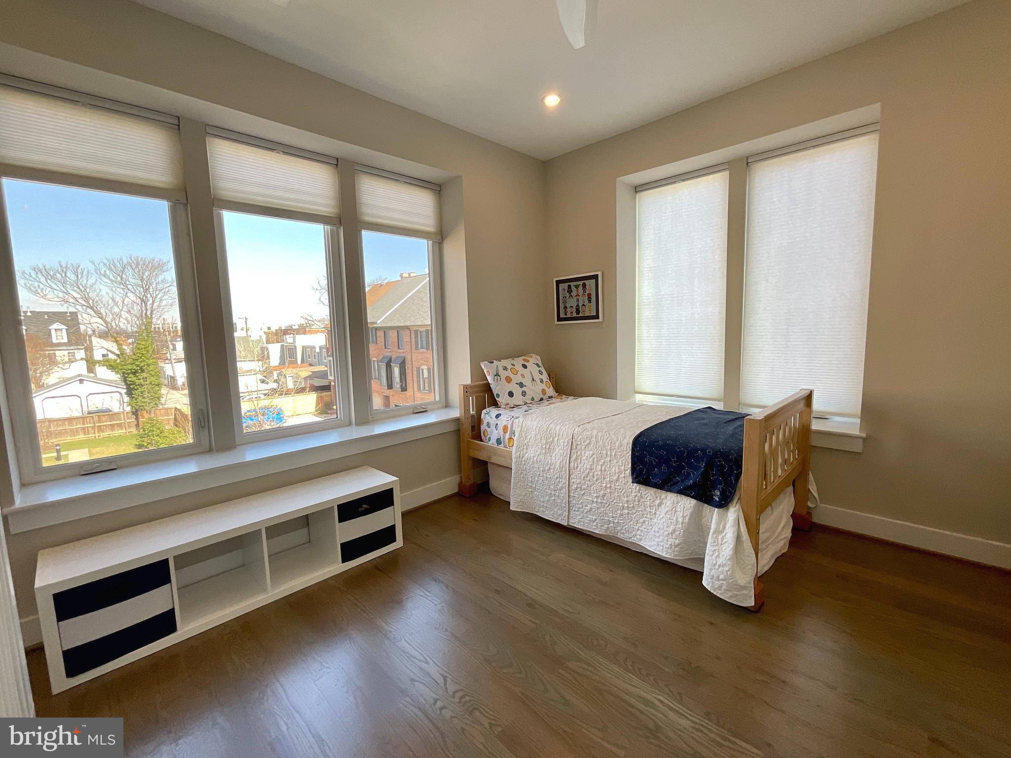 SLADE - Residential Lease