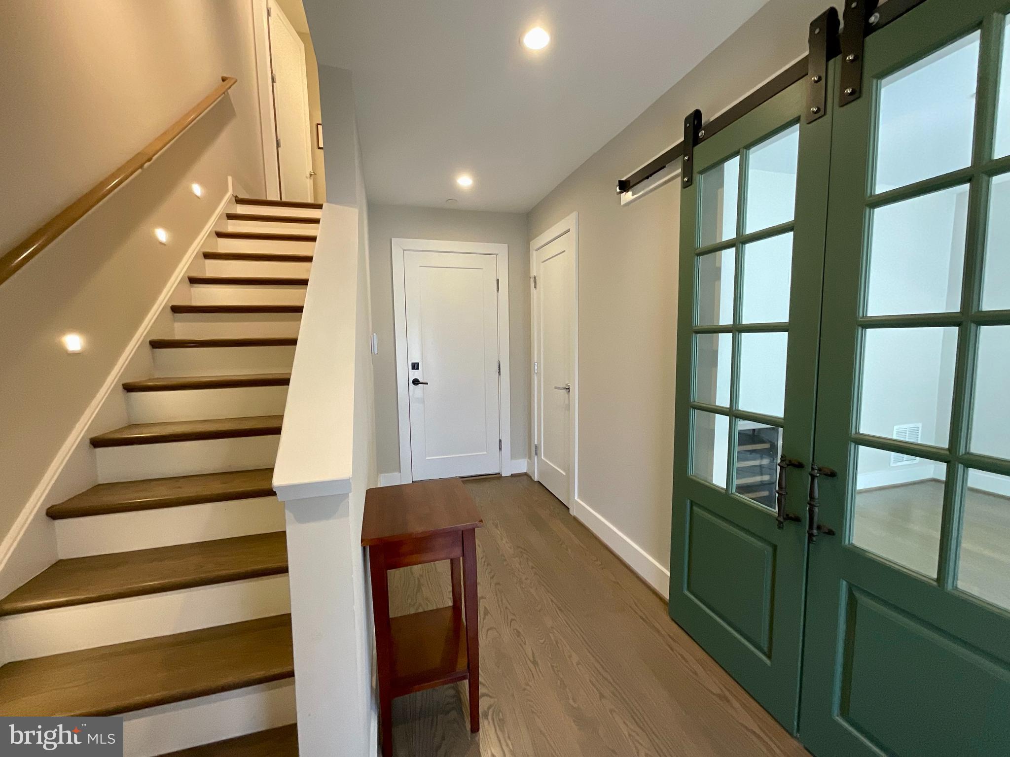 SLADE - Residential Lease