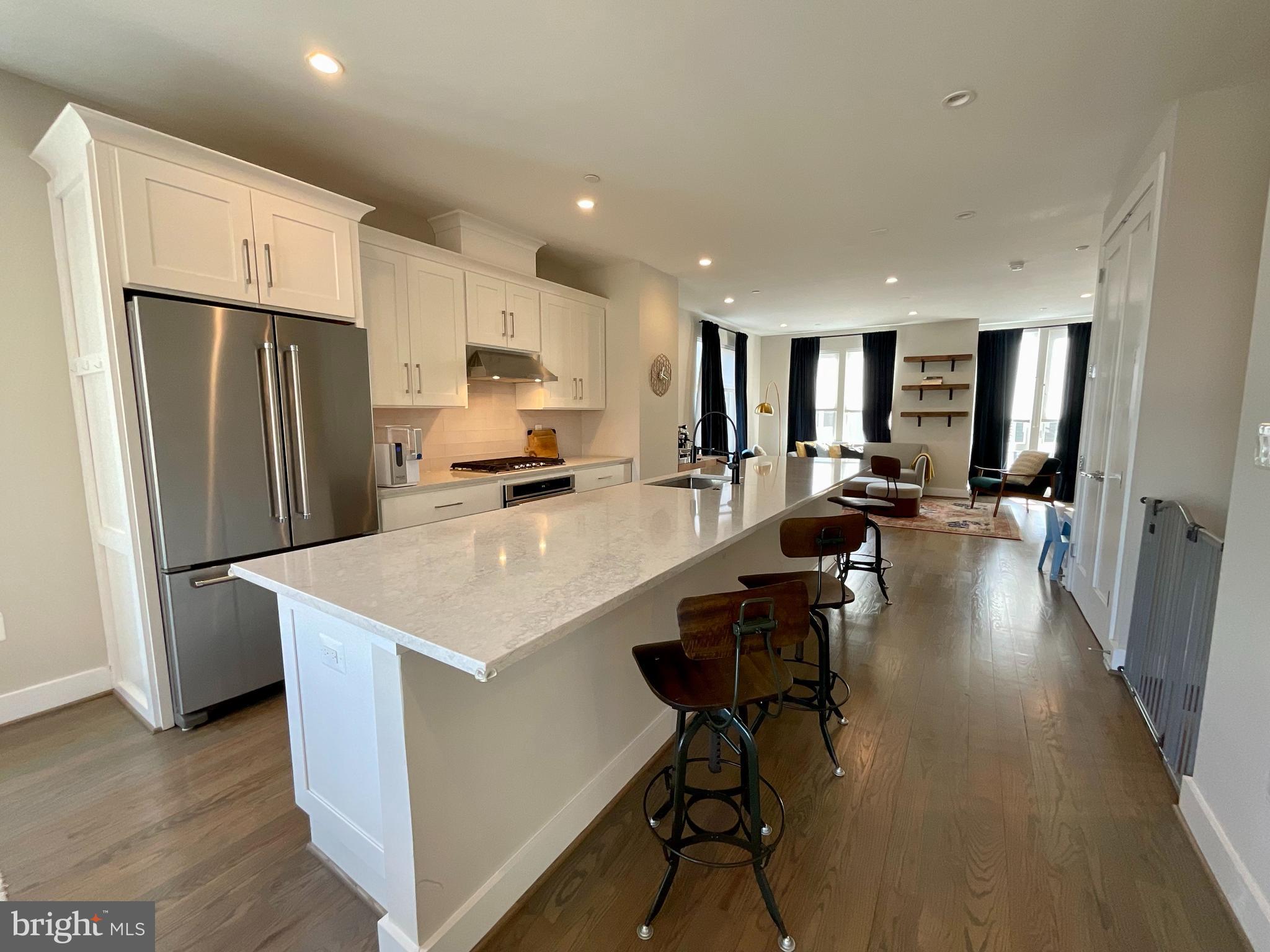 SLADE - Residential Lease