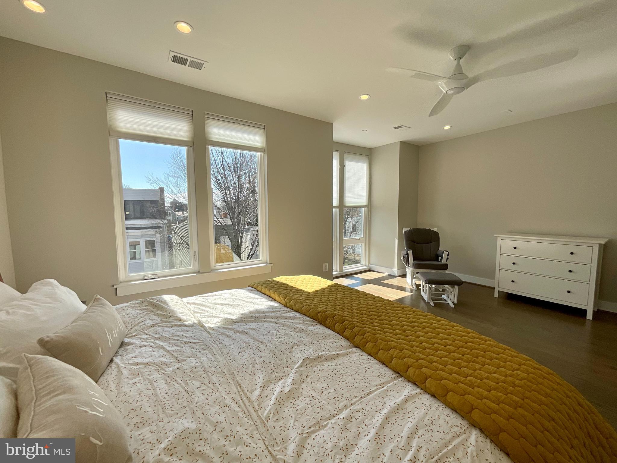 SLADE - Residential Lease