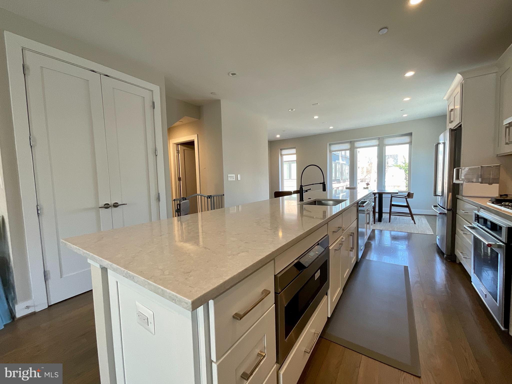 SLADE - Residential Lease