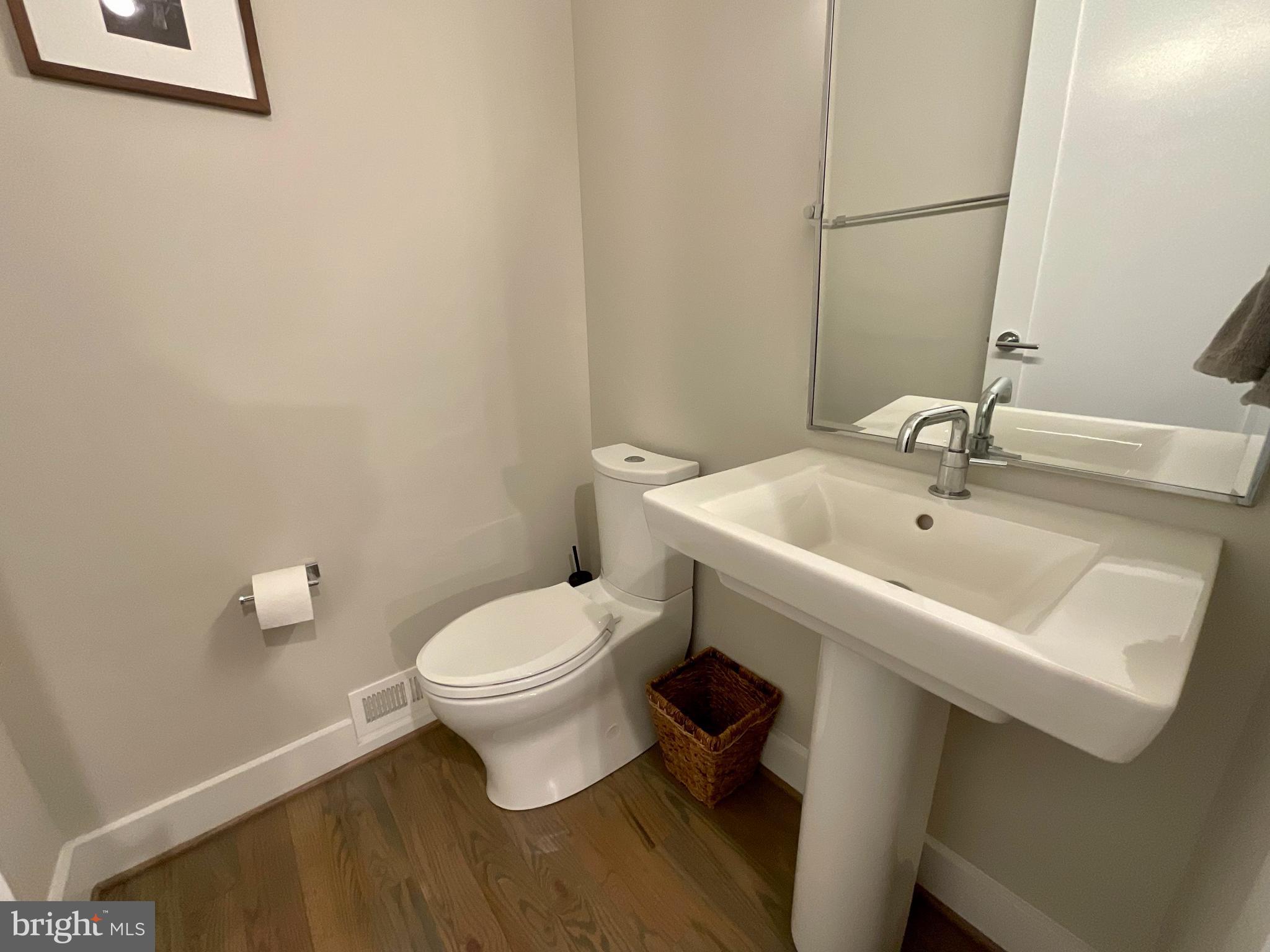 SLADE - Residential Lease