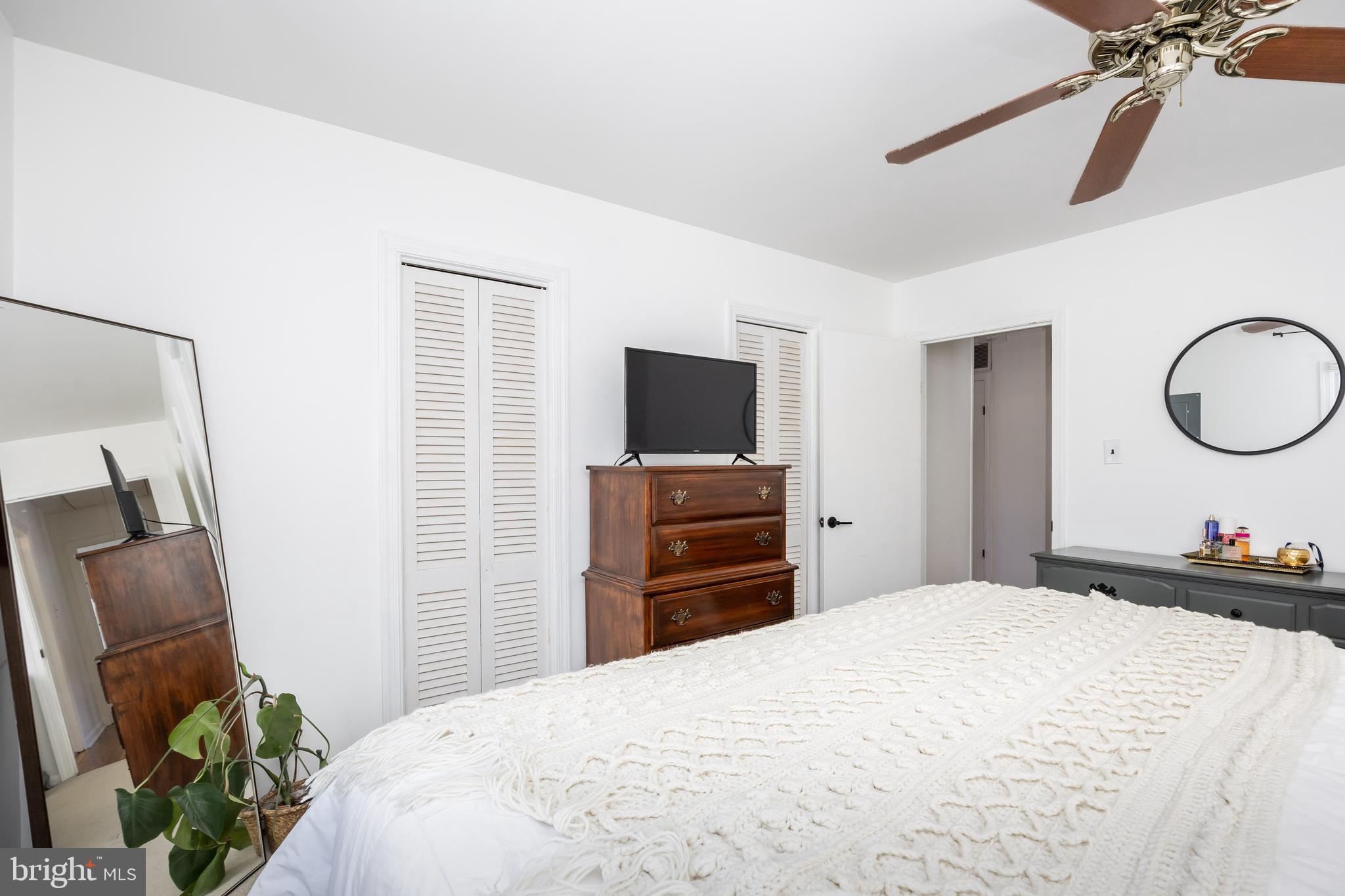 SUNNYSIDE - Residential