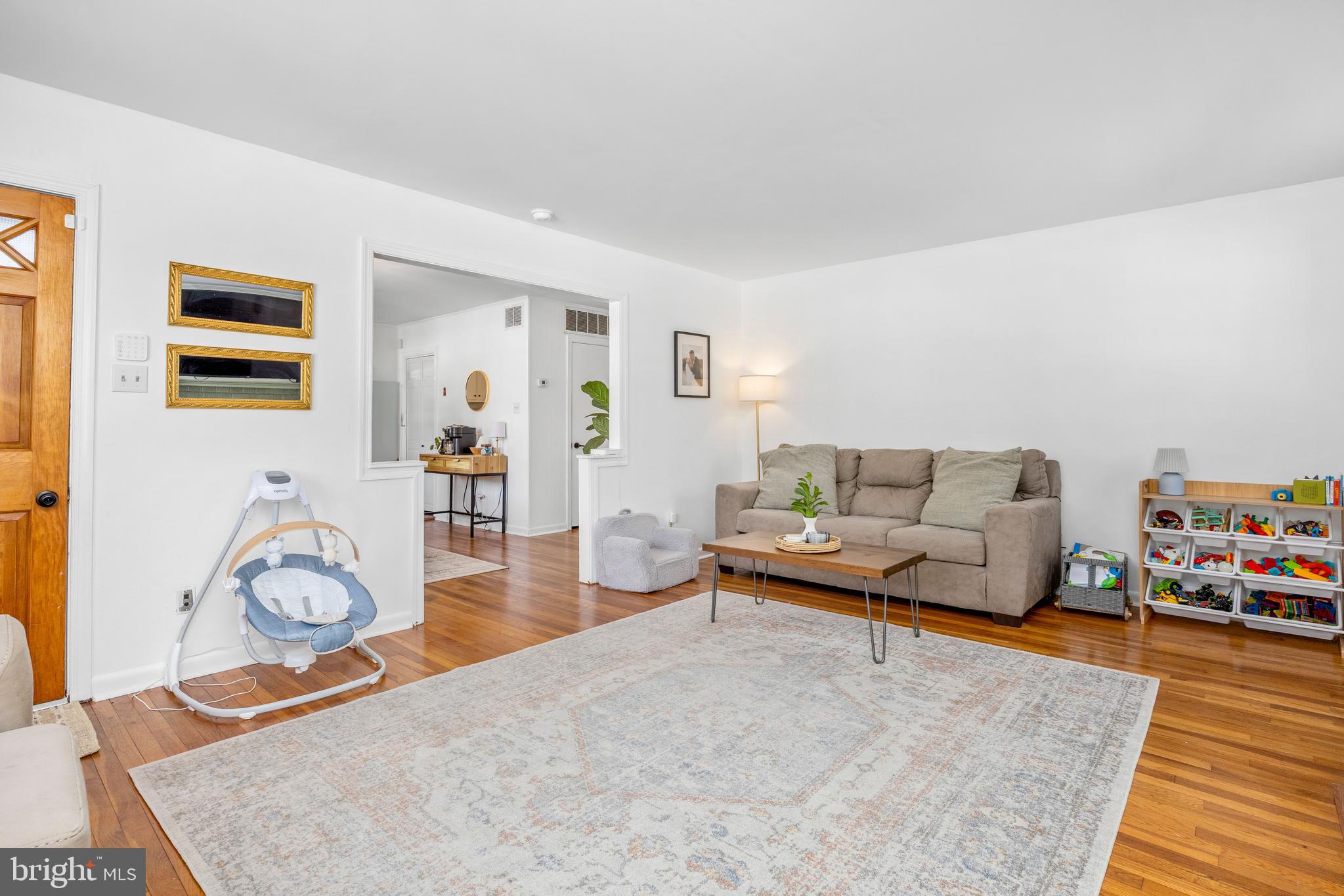 SUNNYSIDE - Residential