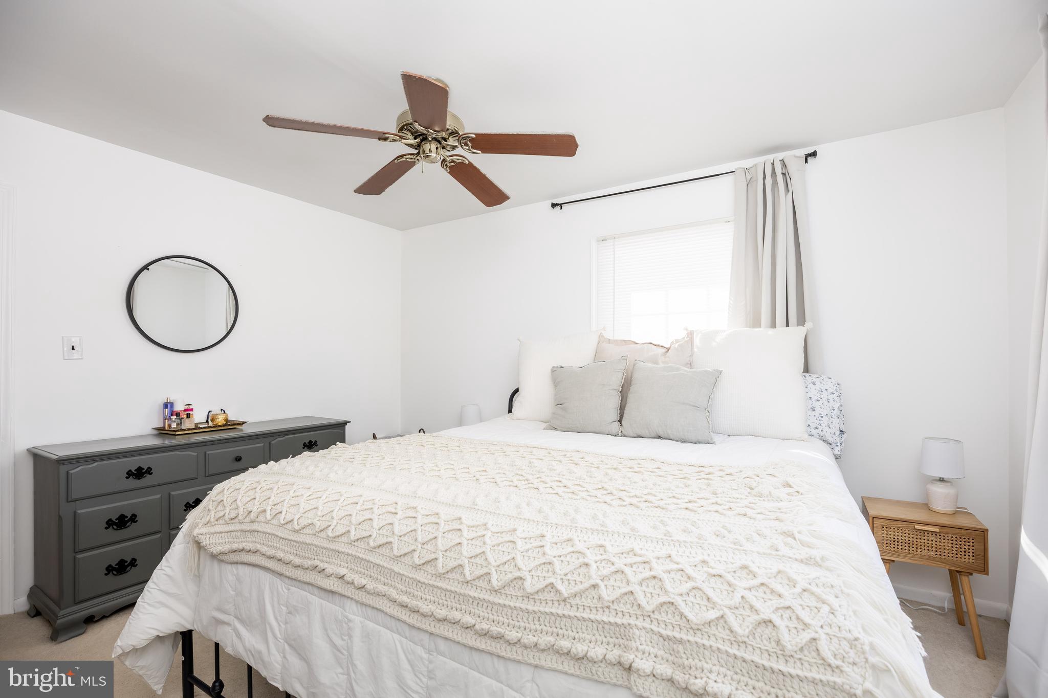 SUNNYSIDE - Residential