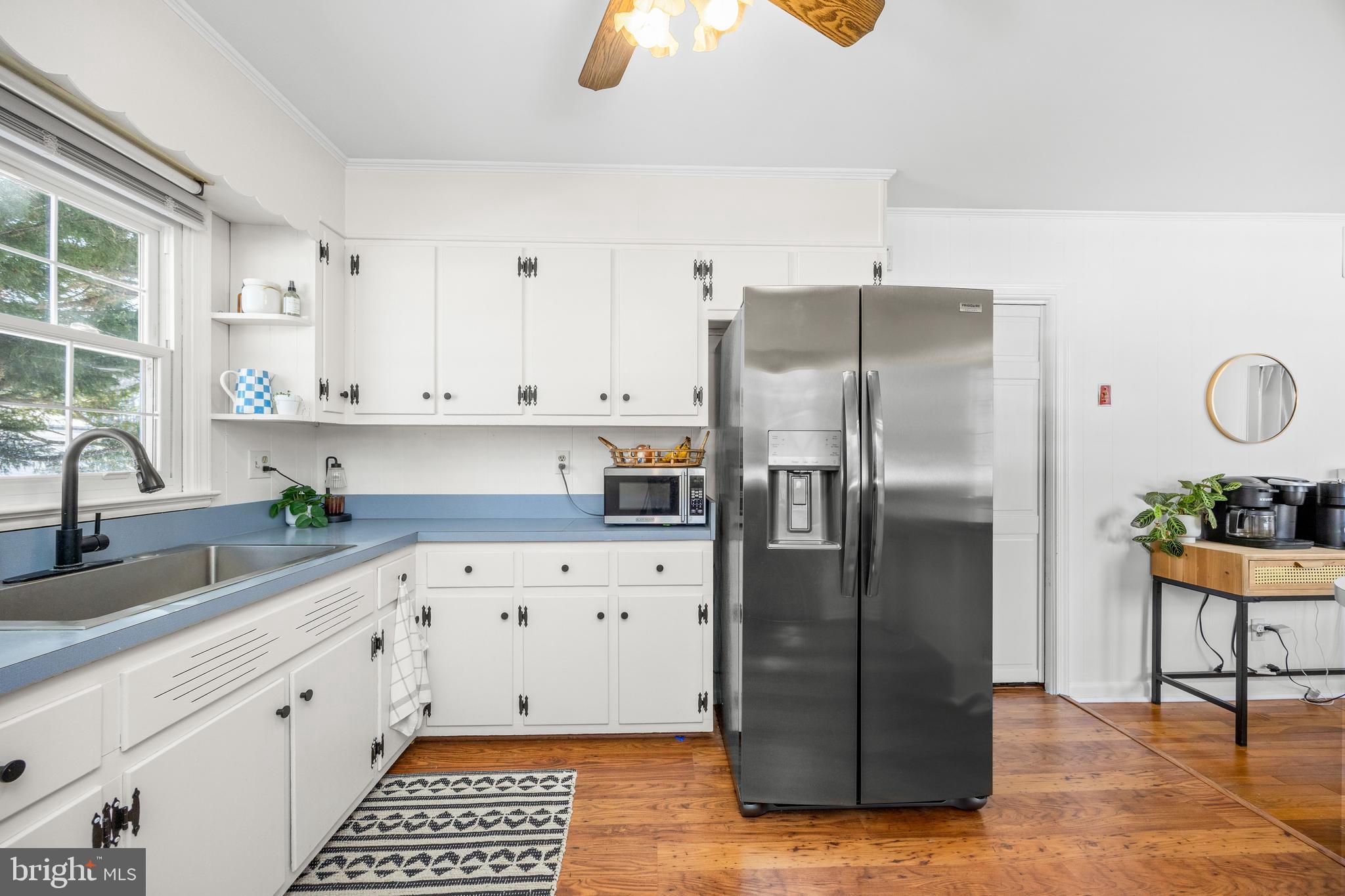 SUNNYSIDE - Residential