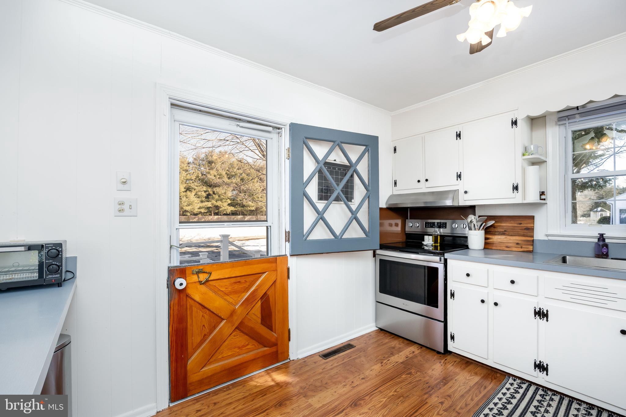 SUNNYSIDE - Residential