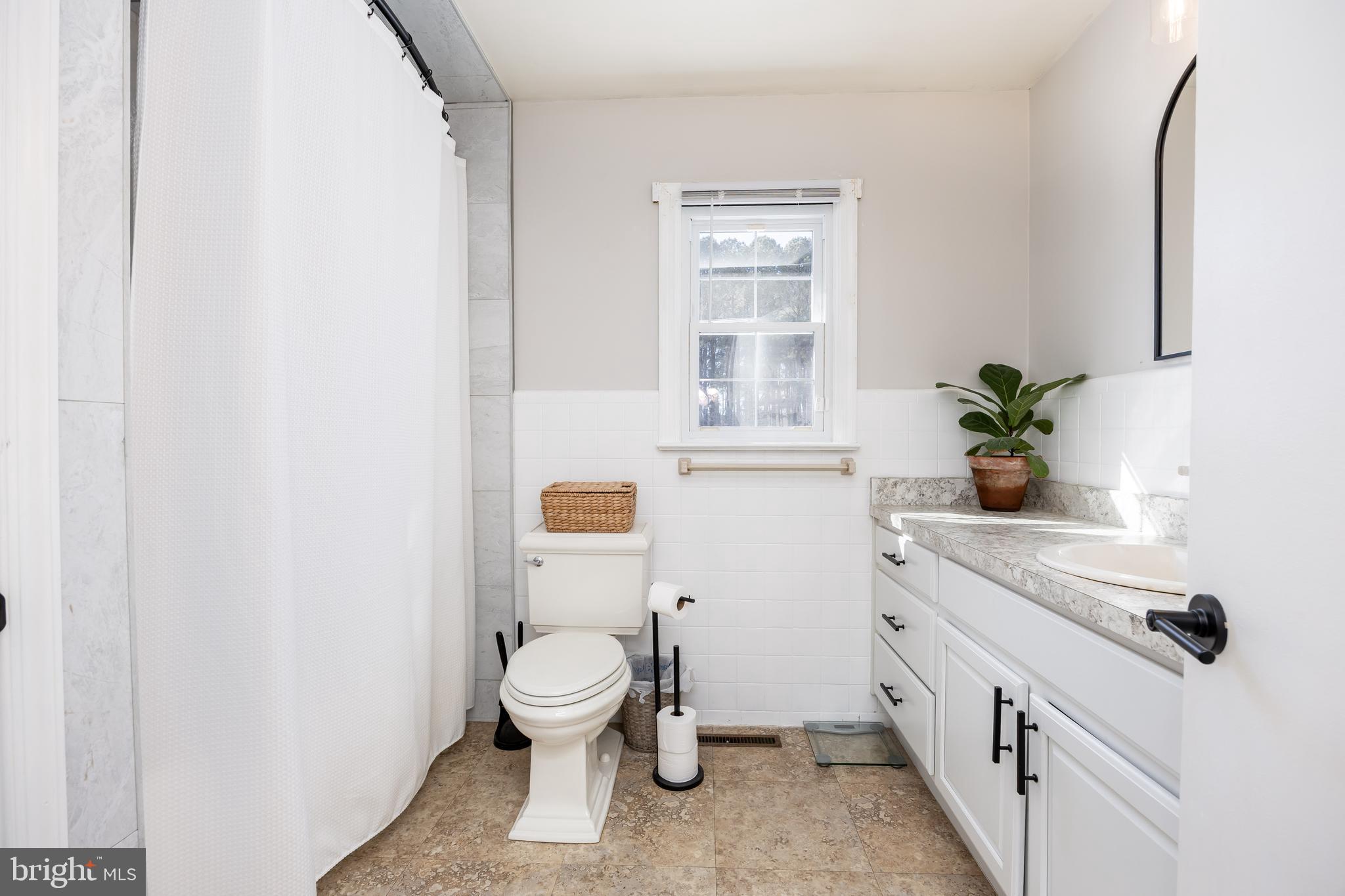 SUNNYSIDE - Residential