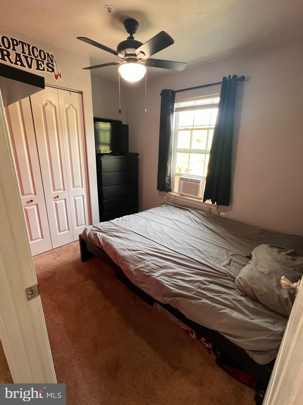 LAUREL GLEN - Residential