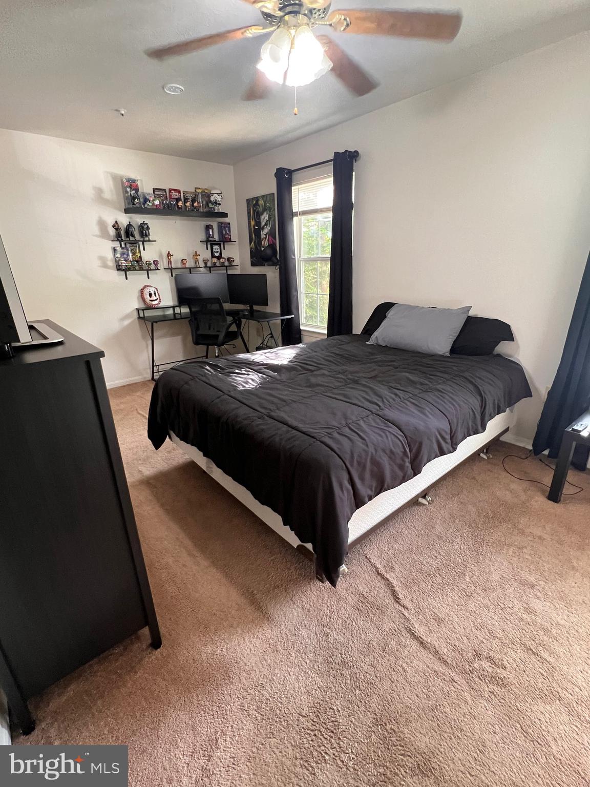 LAUREL GLEN - Residential