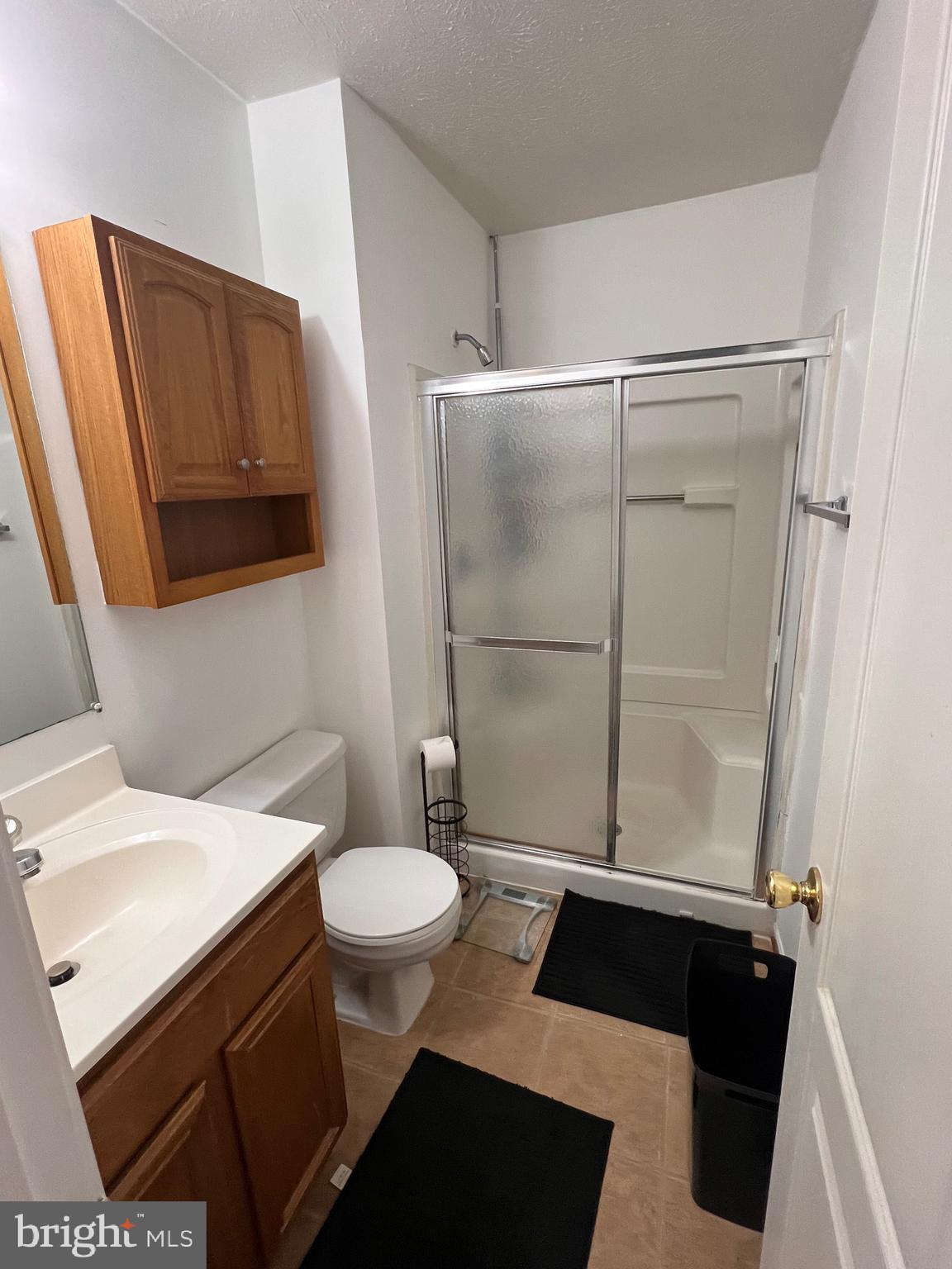LAUREL GLEN - Residential