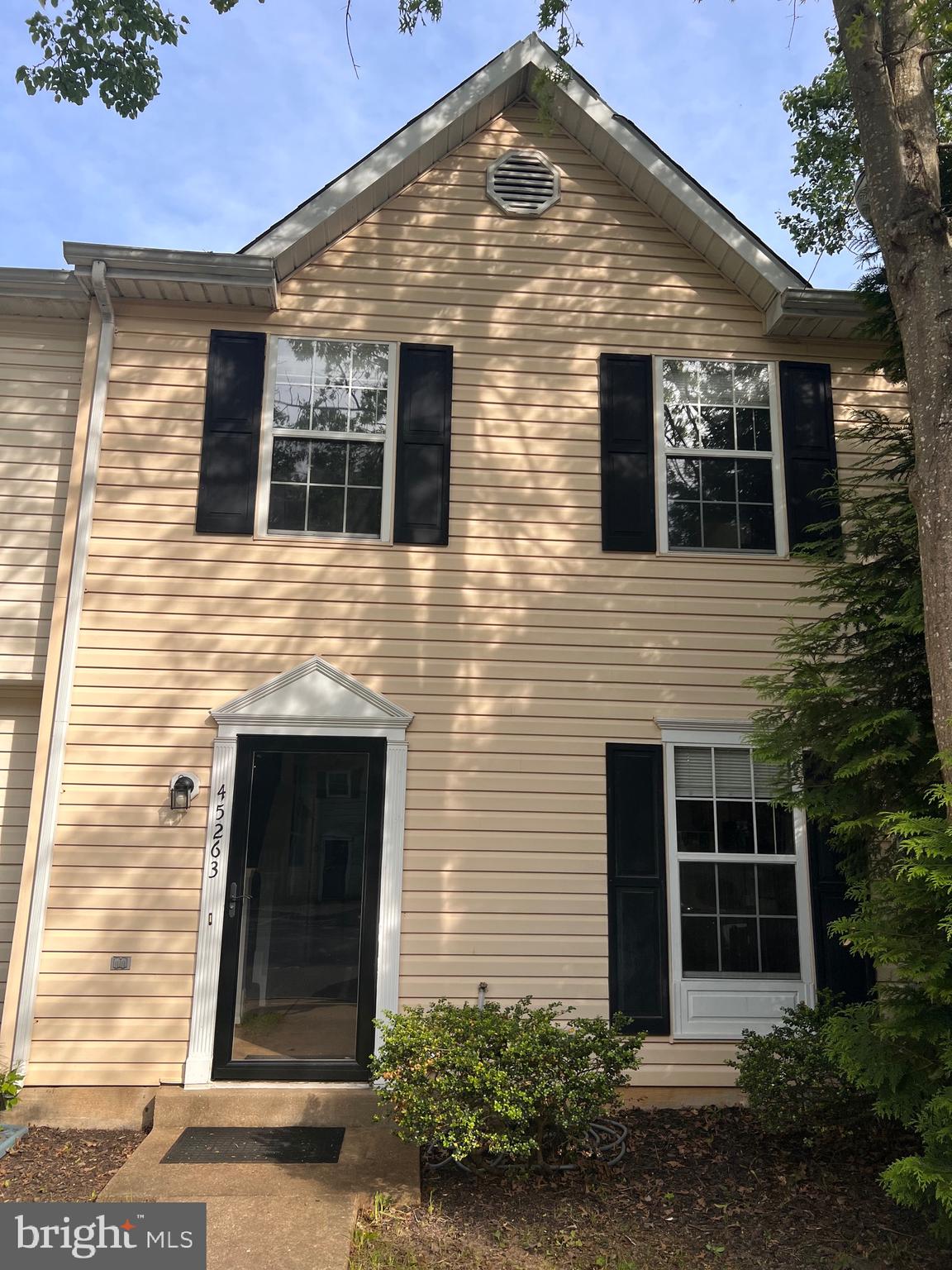 LAUREL GLEN - Residential
