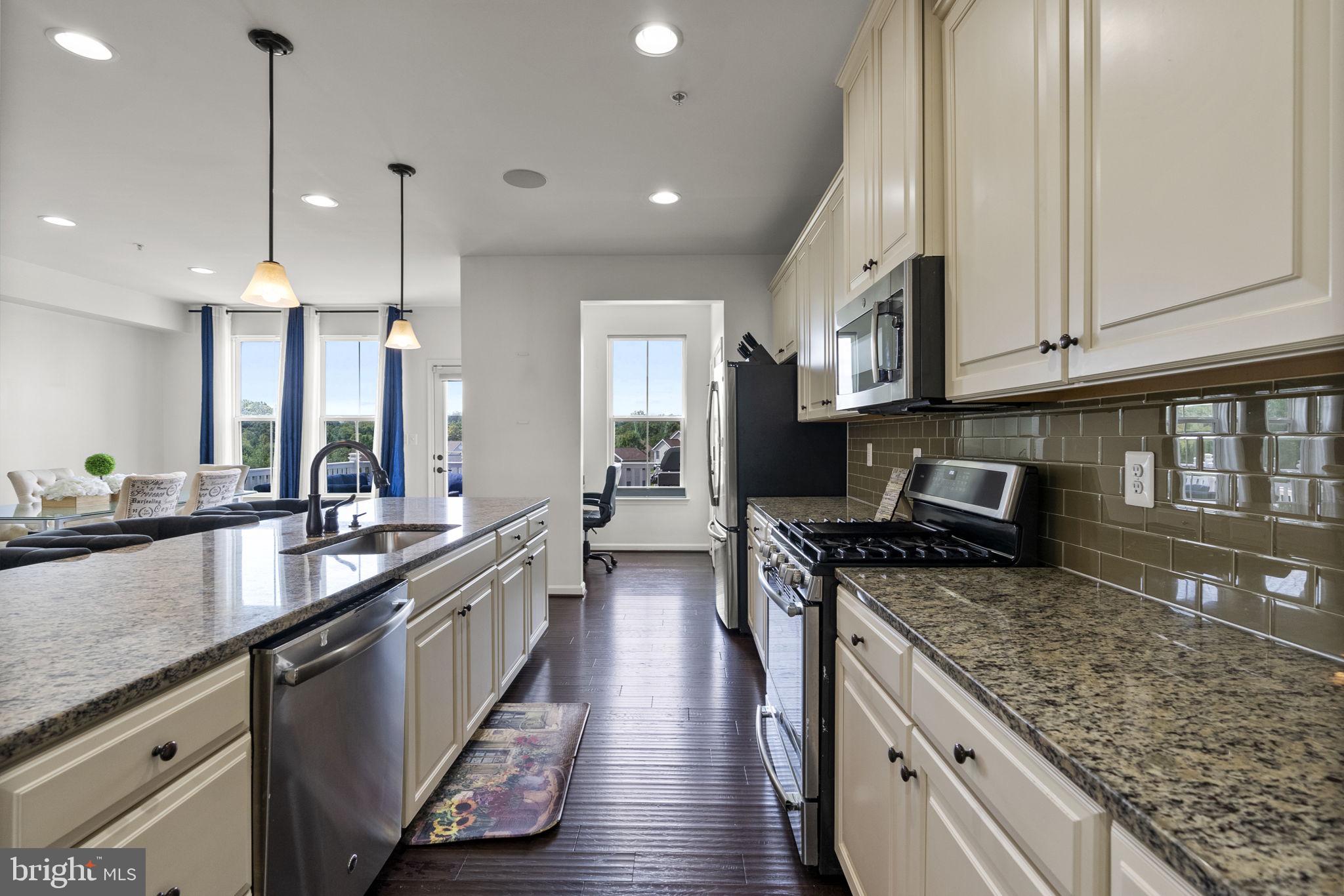 BALLARD GREEN - Residential