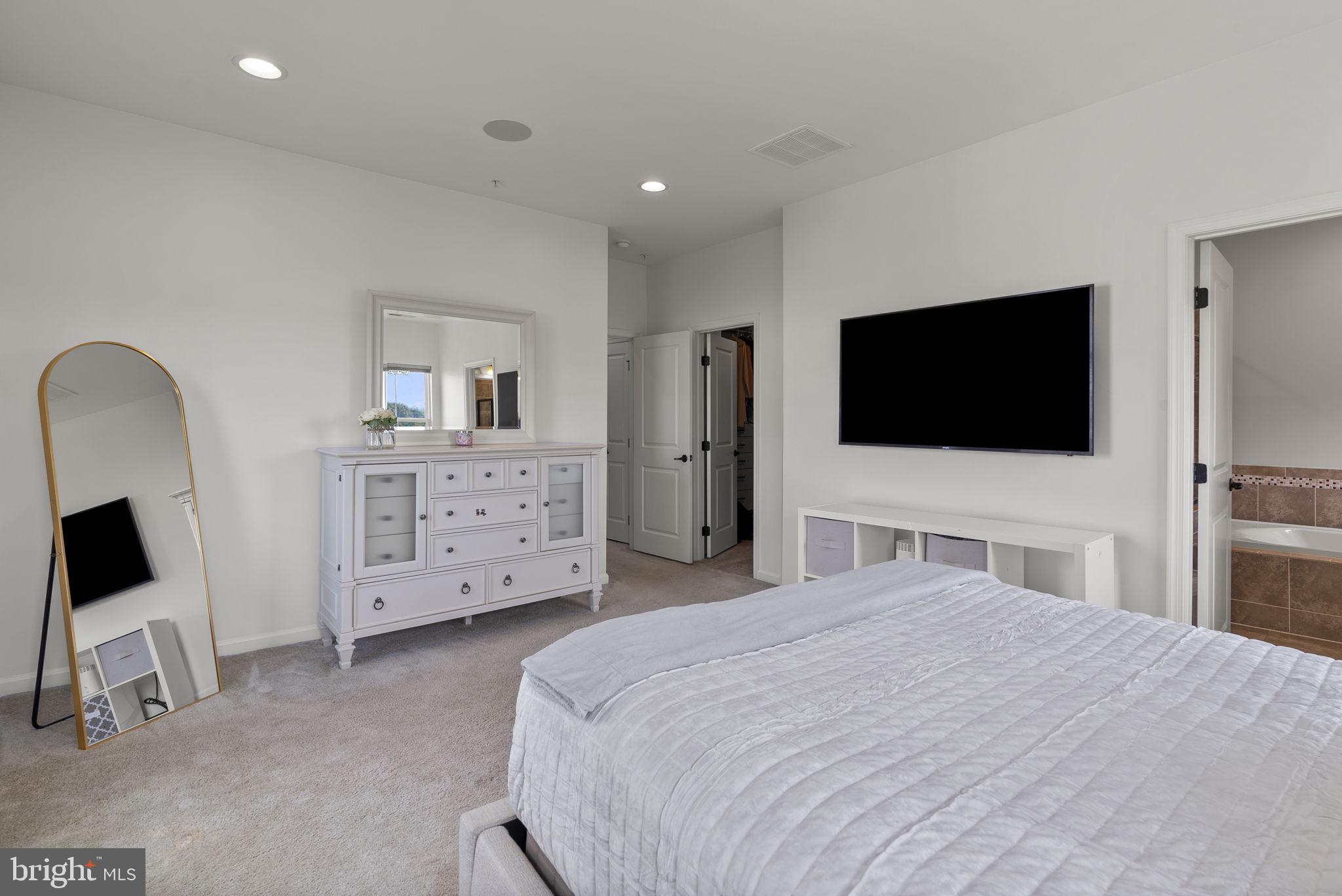 BALLARD GREEN - Residential