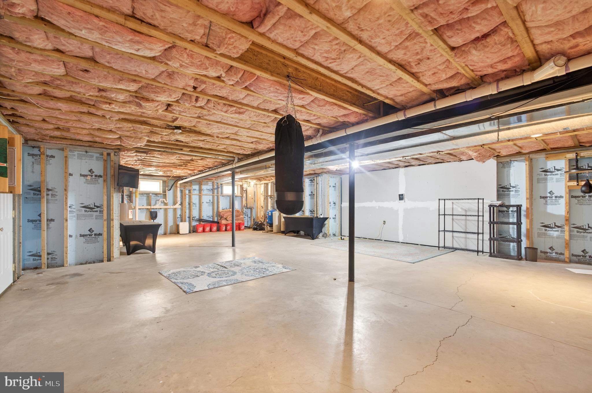 ROCKY GLEN - Residential