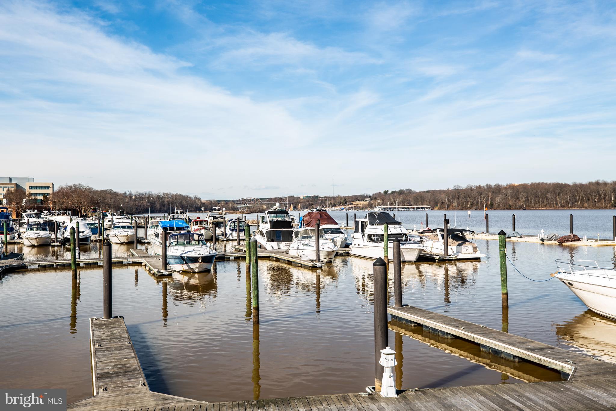 BELMONT BAY - Residential