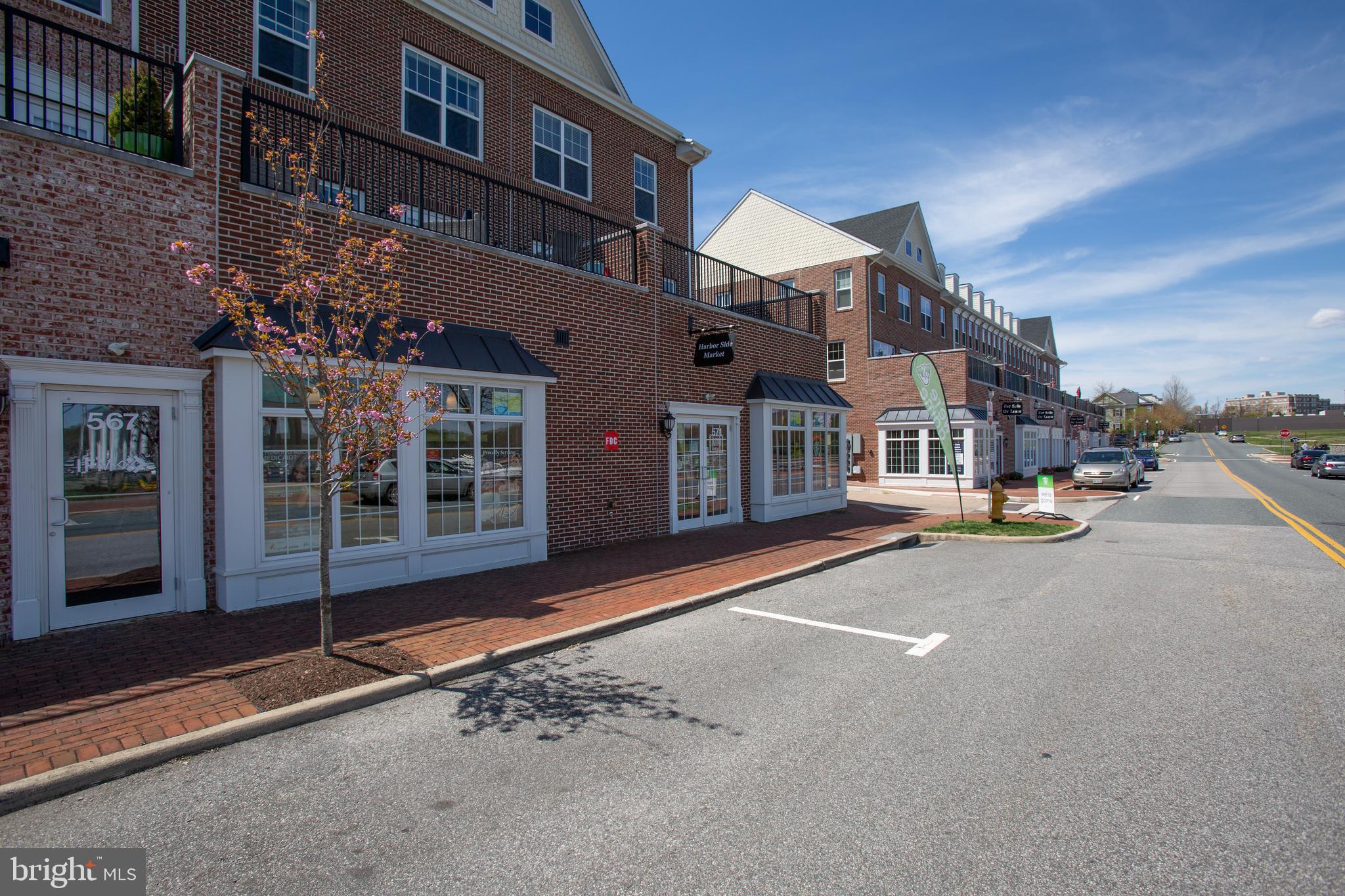 BELMONT BAY - Residential