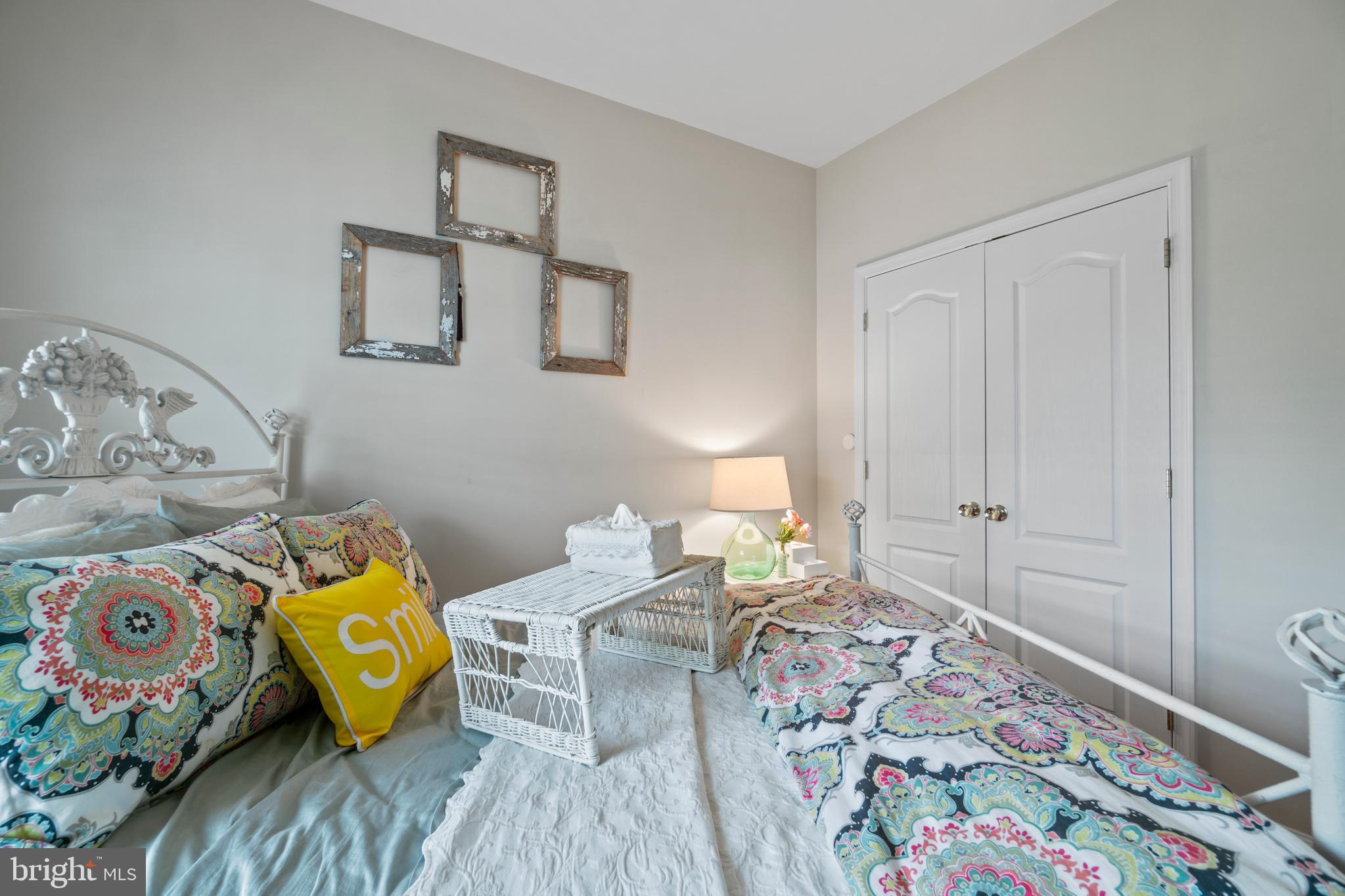 BELMONT BAY - Residential