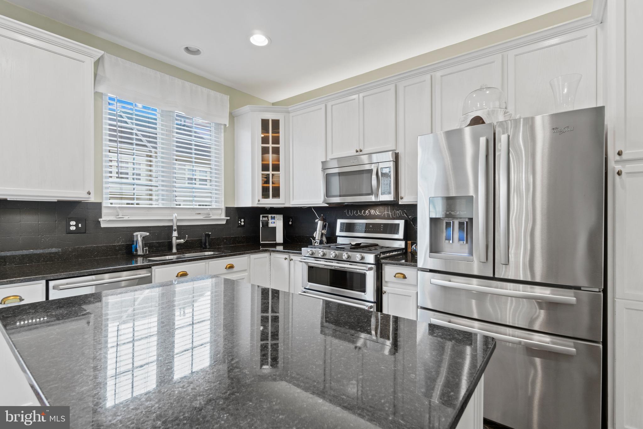 BELMONT BAY - Residential