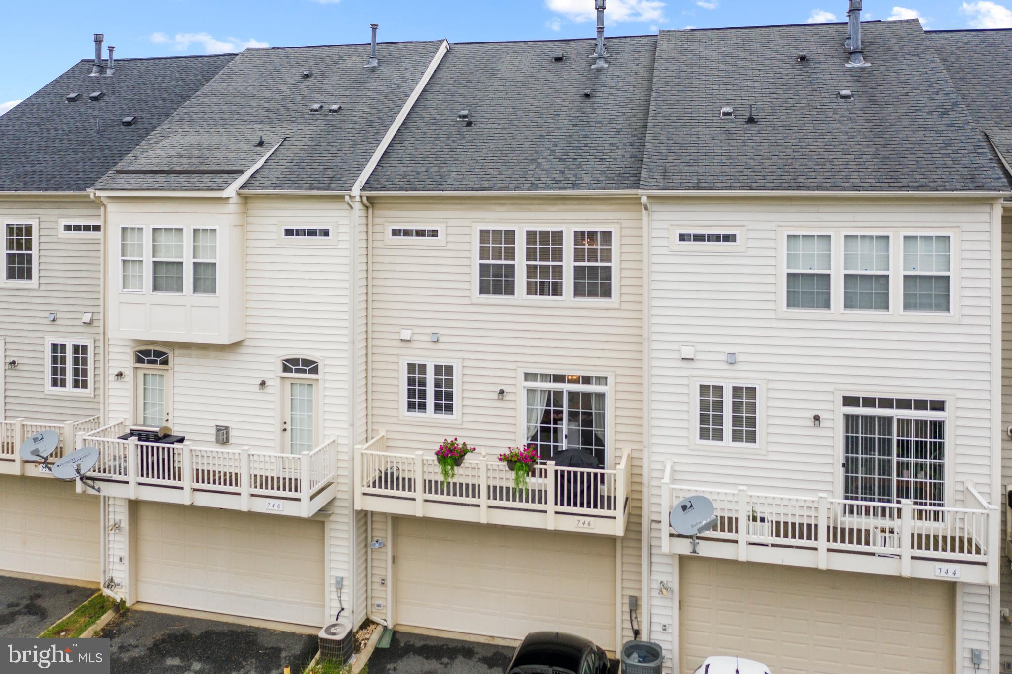 BELMONT BAY - Residential