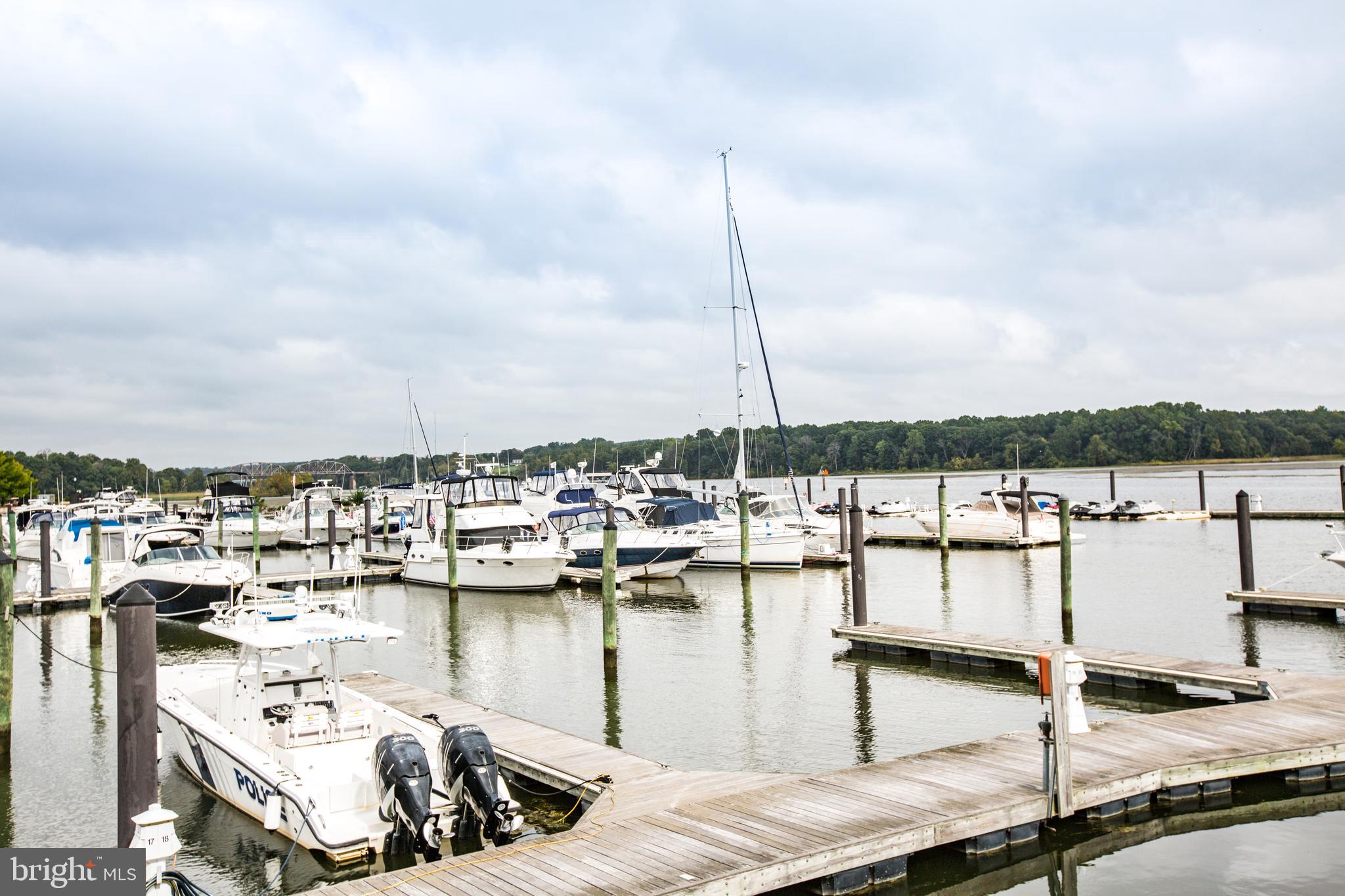 BELMONT BAY - Residential