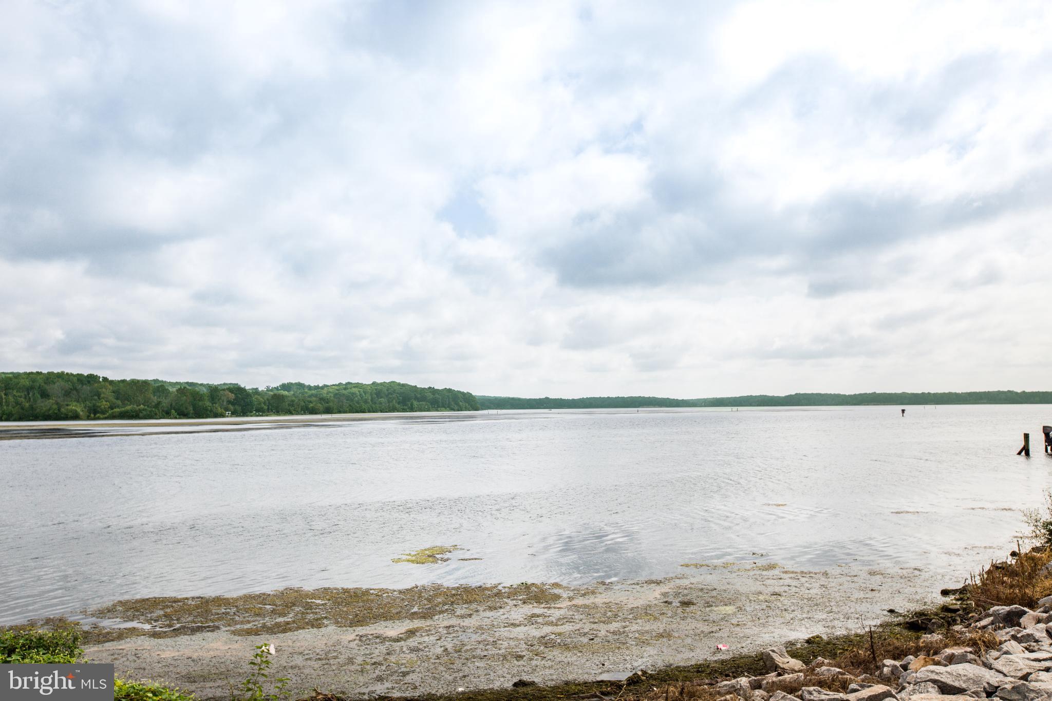 BELMONT BAY - Residential