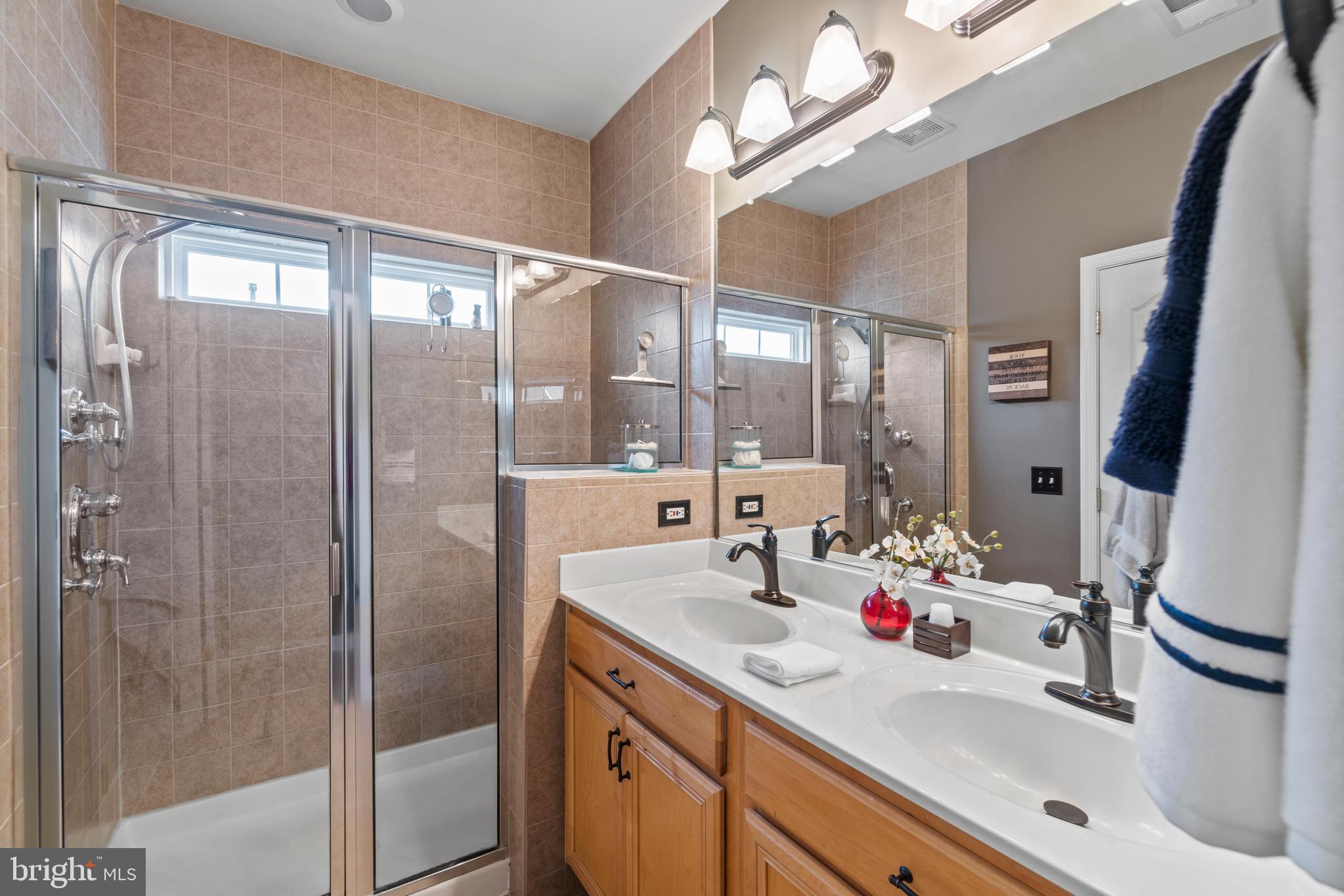 BELMONT BAY - Residential