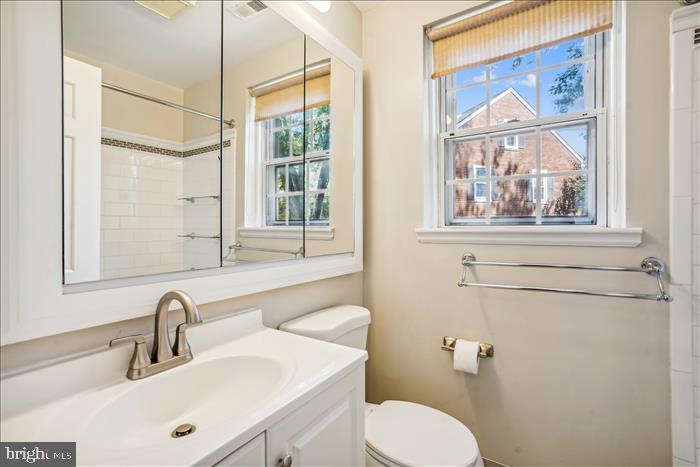 FAIRLINGTON VILLAGES - Residential Lease