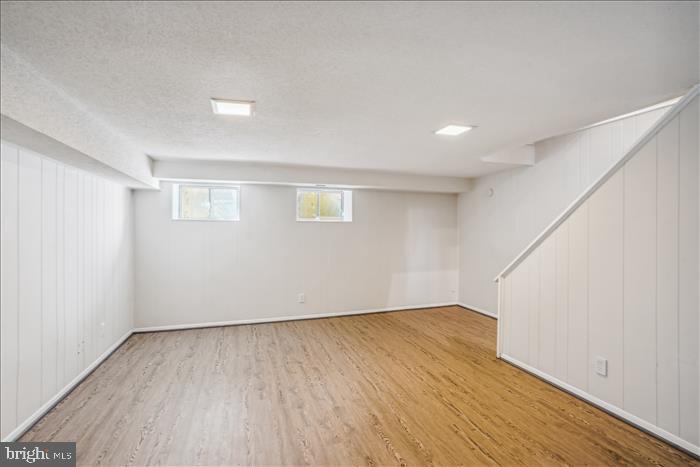 FAIRLINGTON VILLAGES - Residential Lease