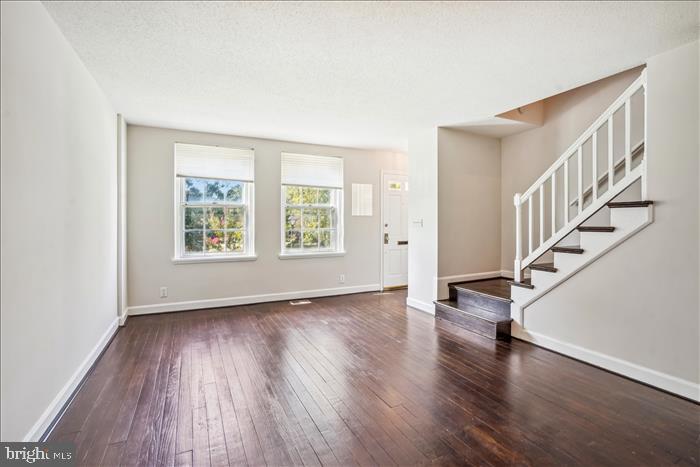 FAIRLINGTON VILLAGES - Residential Lease